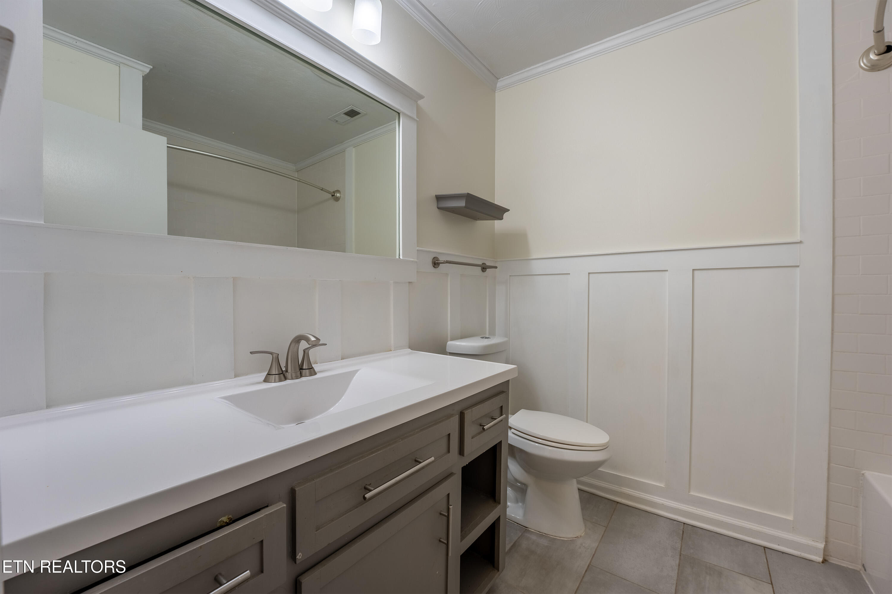 512 Highland View Drive Knoxville TN 37920