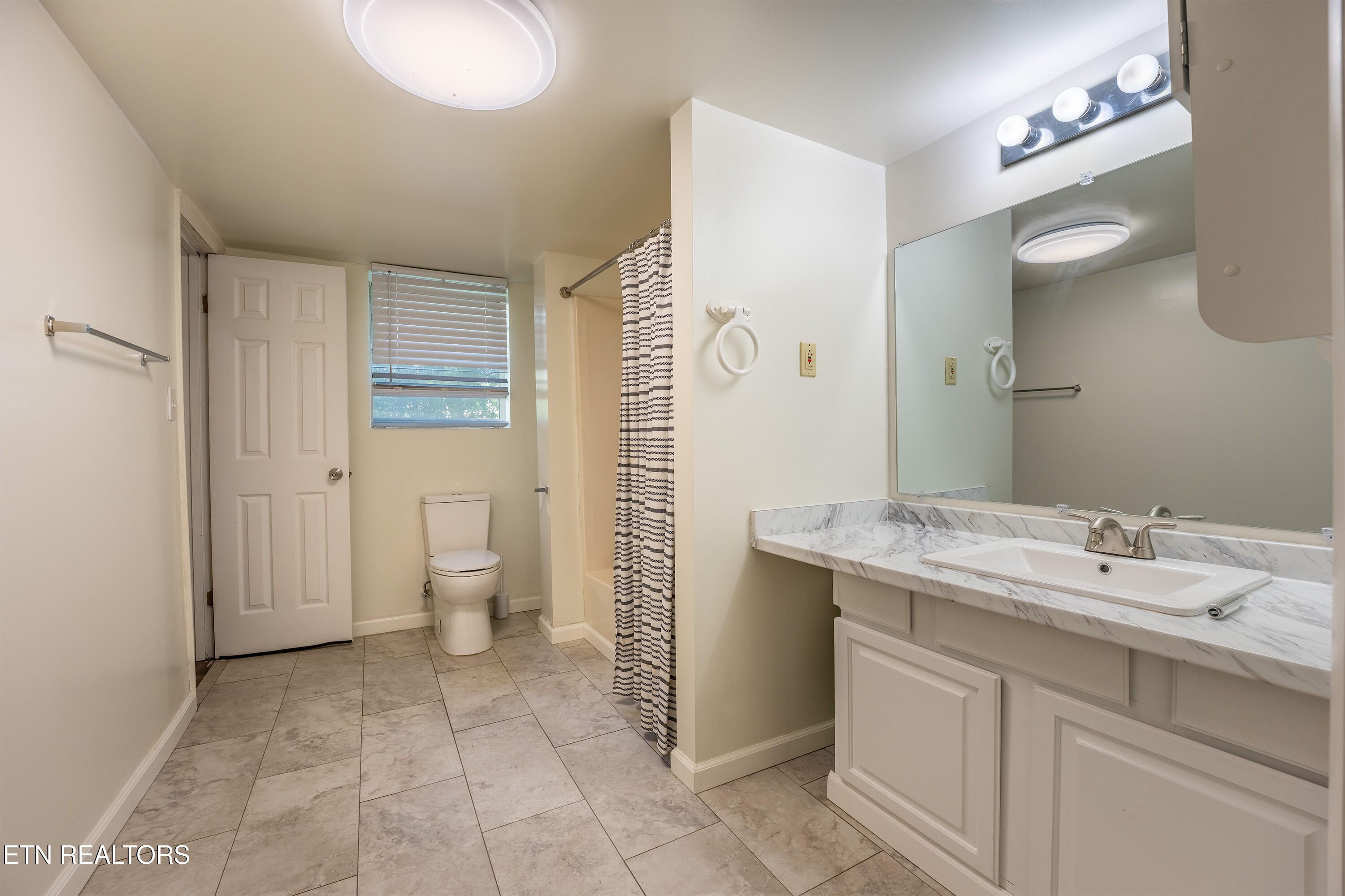 512 Highland View Drive Knoxville TN 37920