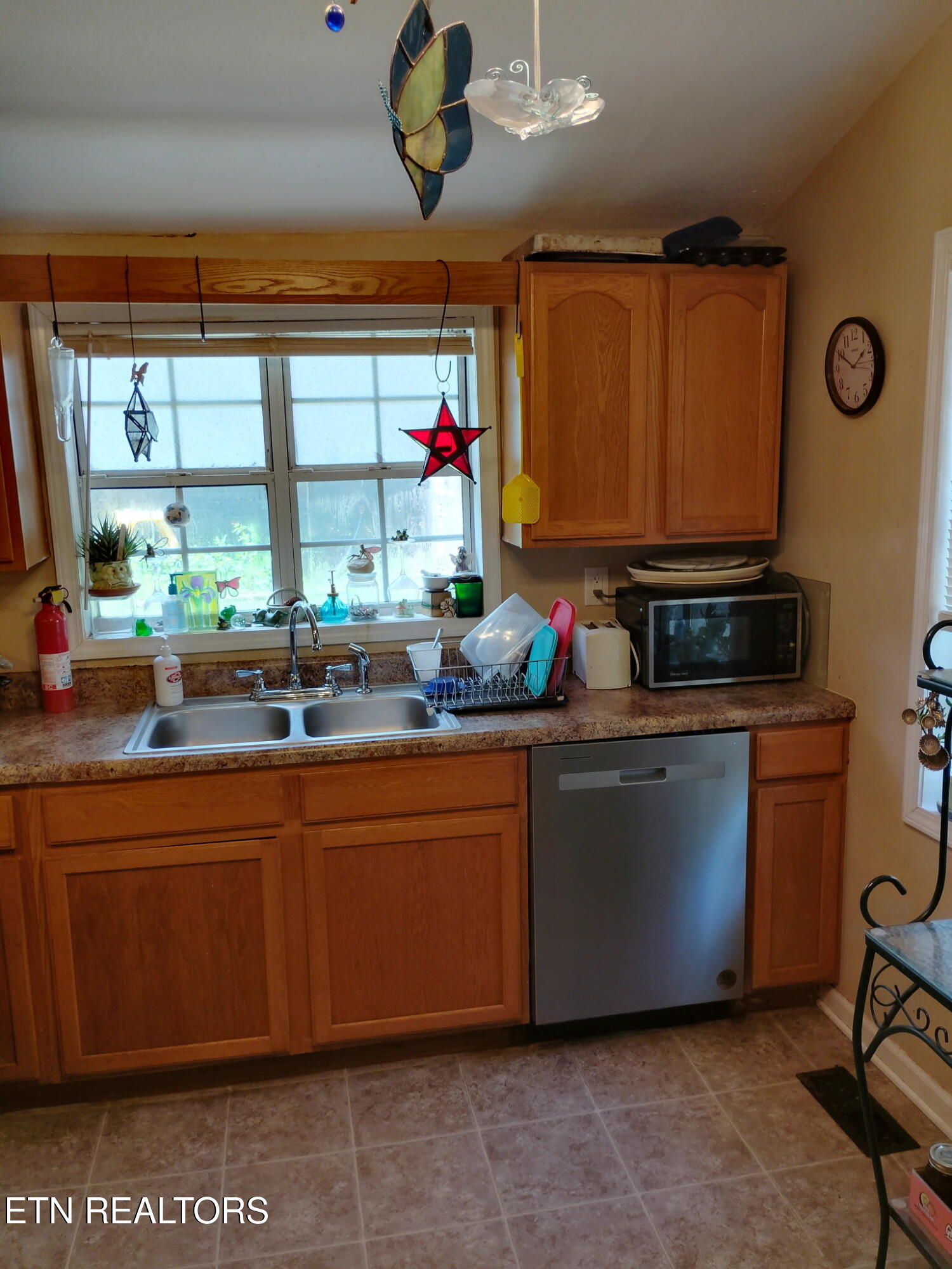 1121 Overton Place Knoxville TN 37917