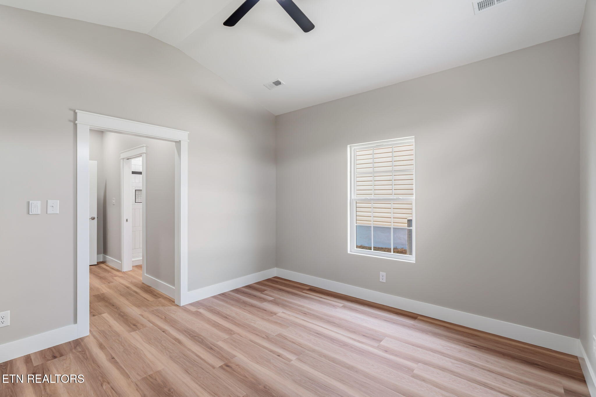 1034 Wentford Avenue Sweetwater TN 37874