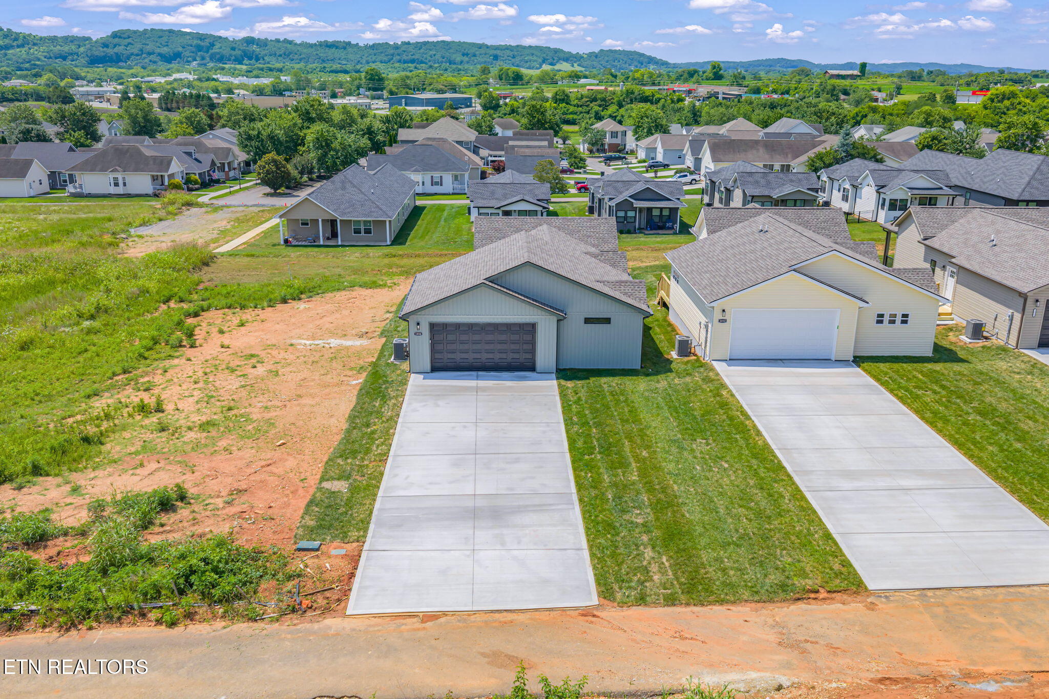 1034 Wentford Avenue Sweetwater TN 37874