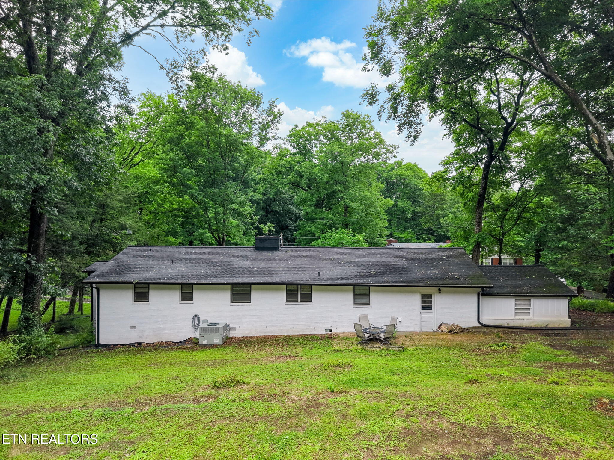 5821 Briercliff Road Knoxville TN 37918