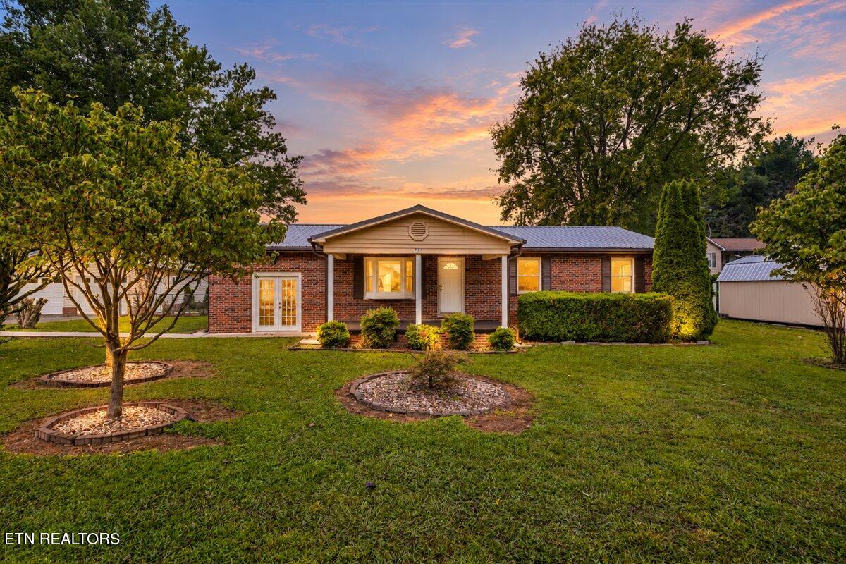 219 W Bowman Circle Lafollette TN 37766