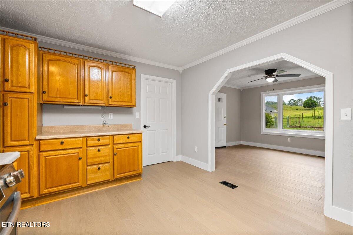 219 W Bowman Circle Lafollette TN 37766
