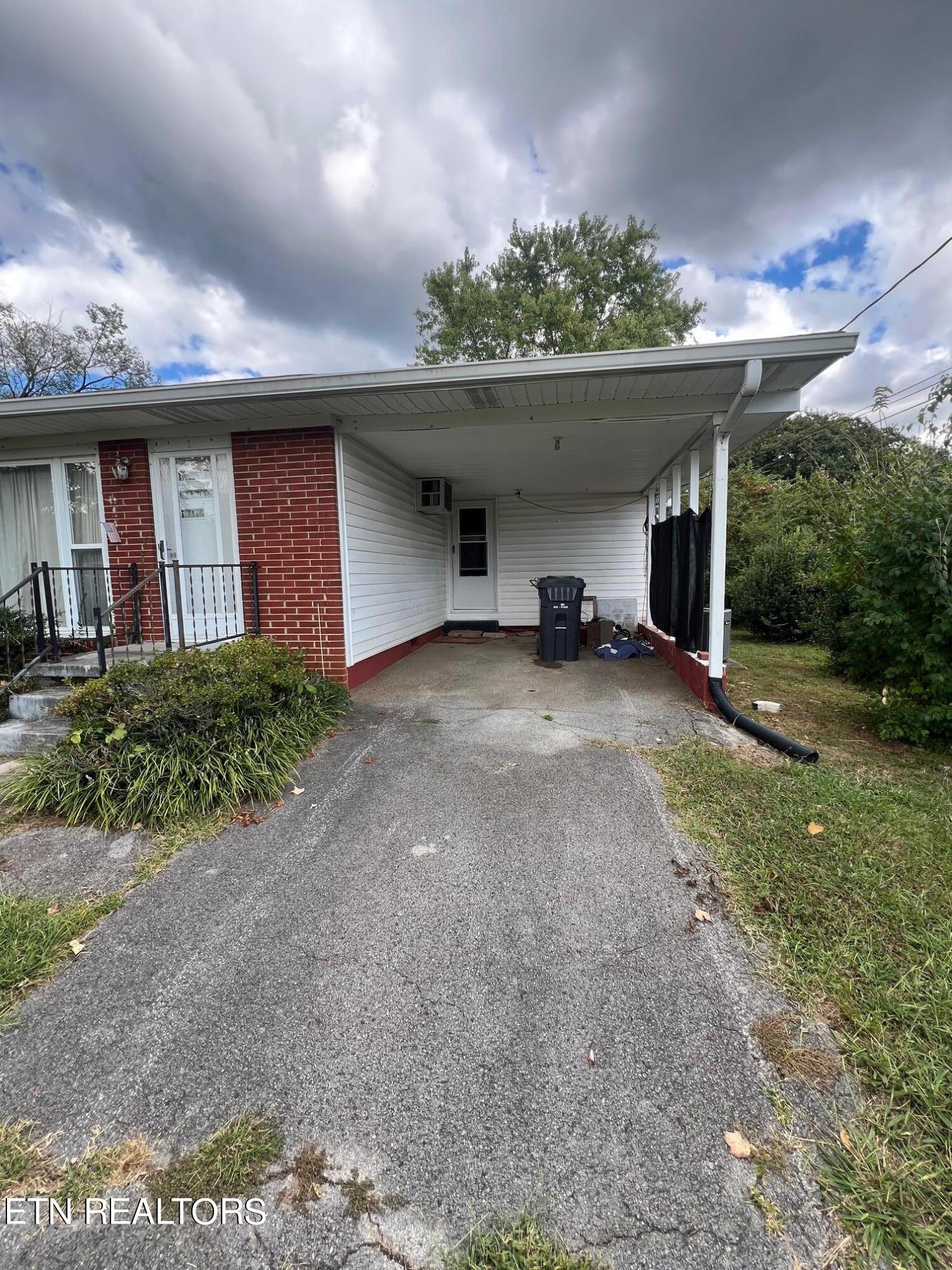 5308 North Ozark Road Knoxville TN 37912