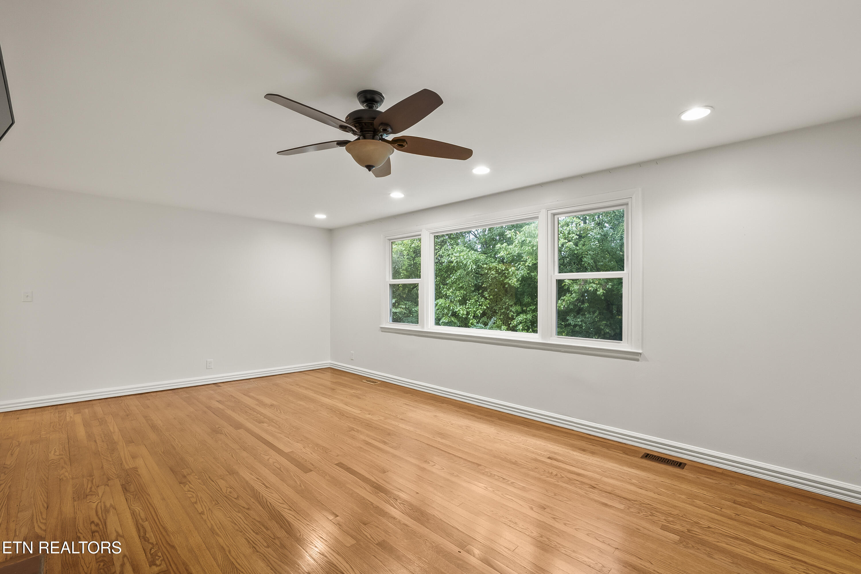 4721 W Sunset Road Knoxville TN 37914