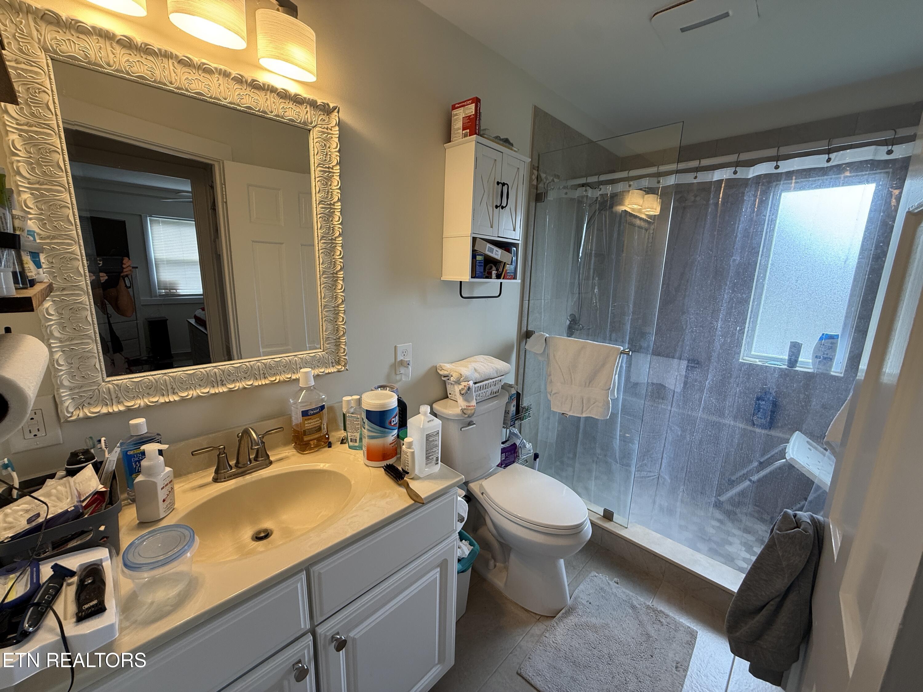 102 Victoria Road Oak Ridge TN 37830