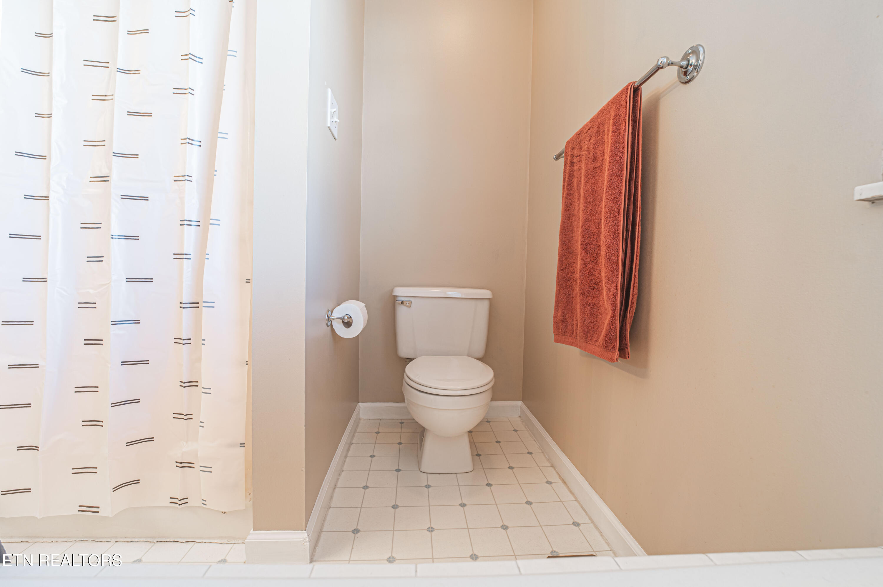 673 Whitesburg Drive Knoxville TN 37918