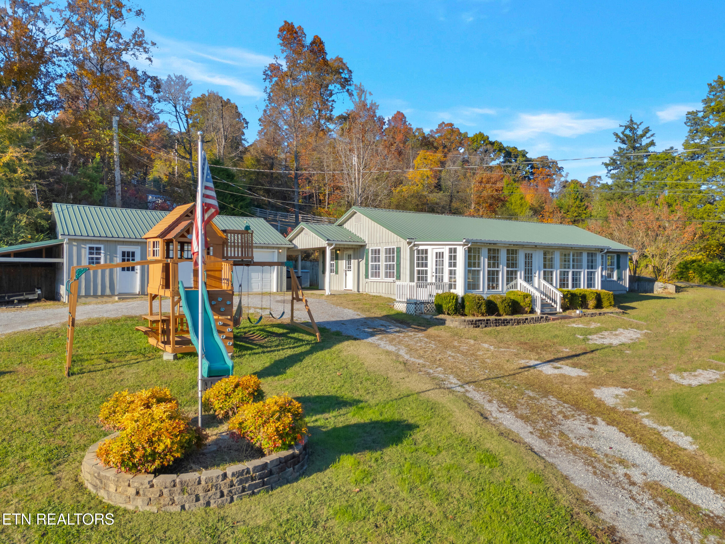 9256 Hines Valley Road Lenoir City TN 37771