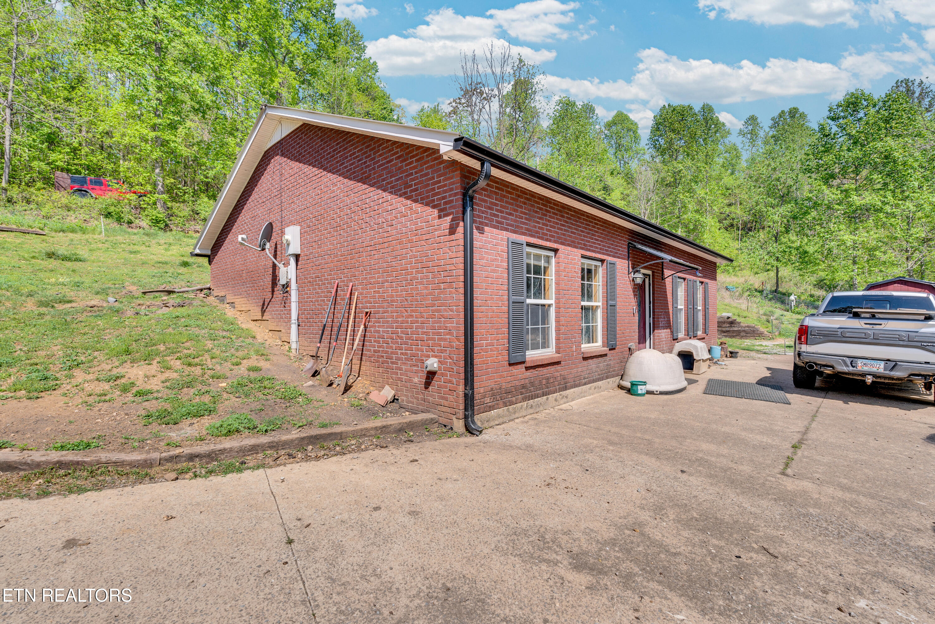 1848 Bruce Ridge Road Baxter TN 38544