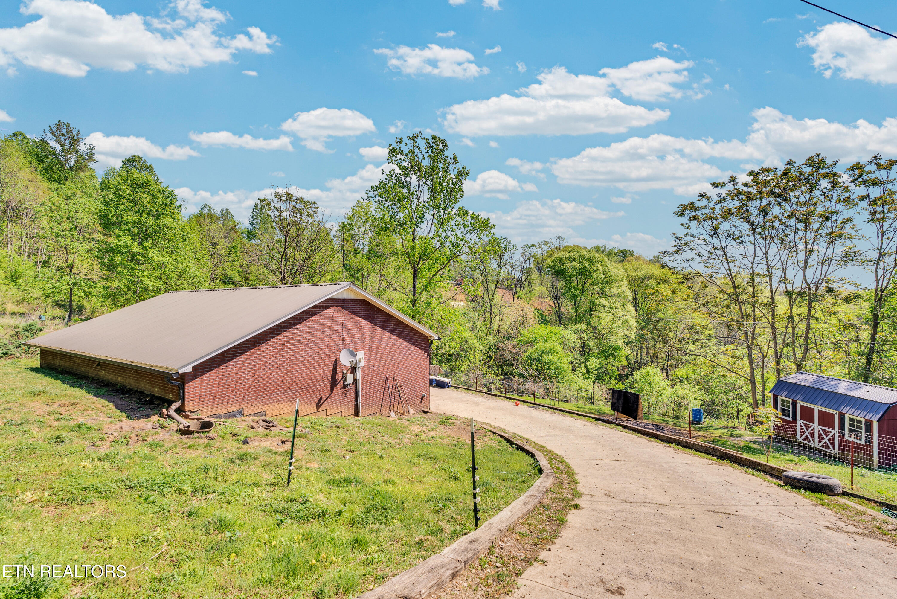 1848 Bruce Ridge Road Baxter TN 38544