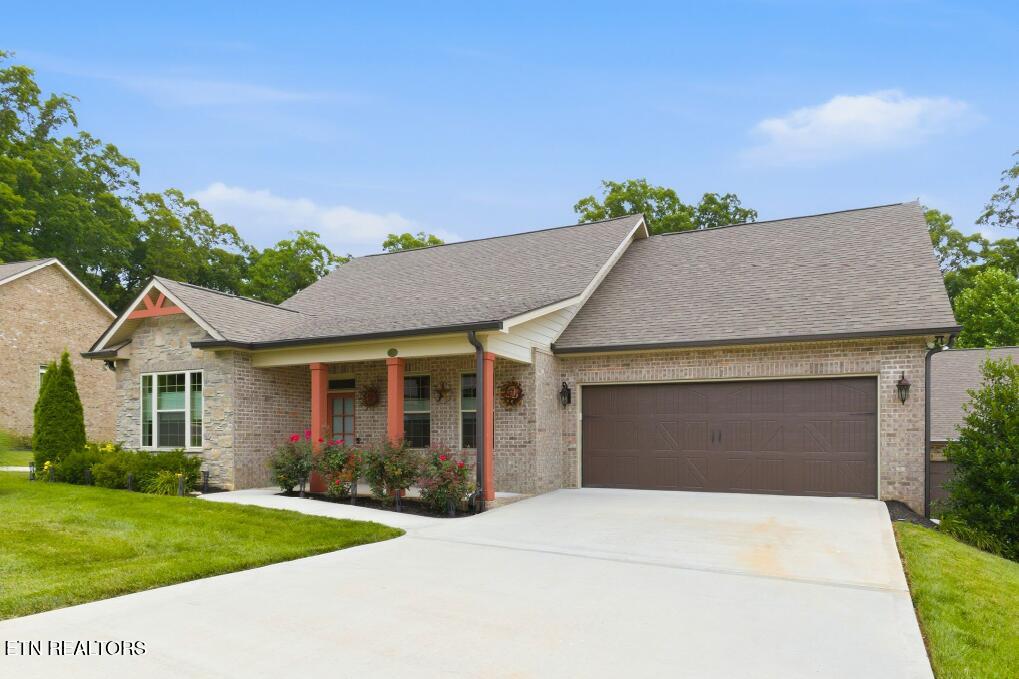 1617 Mountain Drive Lenoir City TN 37772