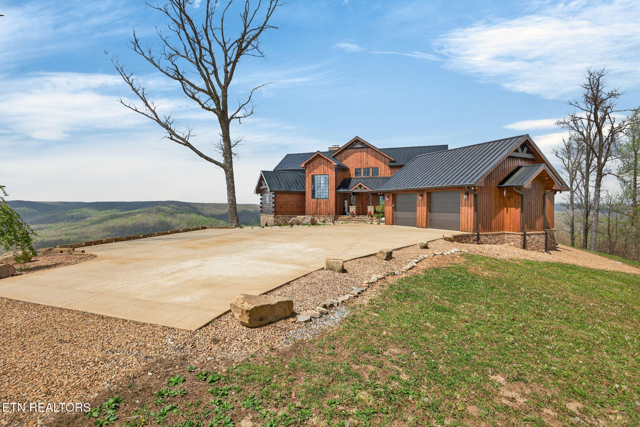 751 Bear Knob Lane Crawford TN 38554