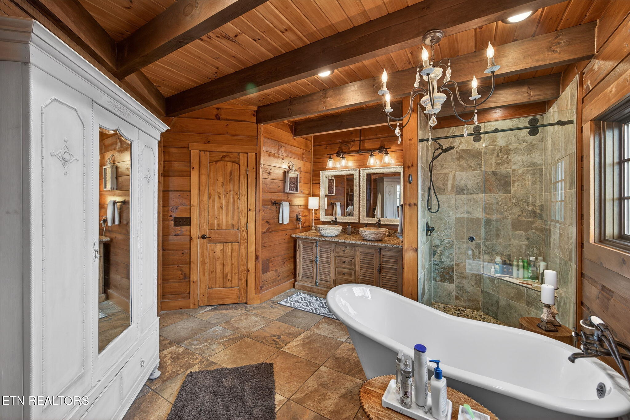 751 Bear Knob Lane Crawford TN 38554