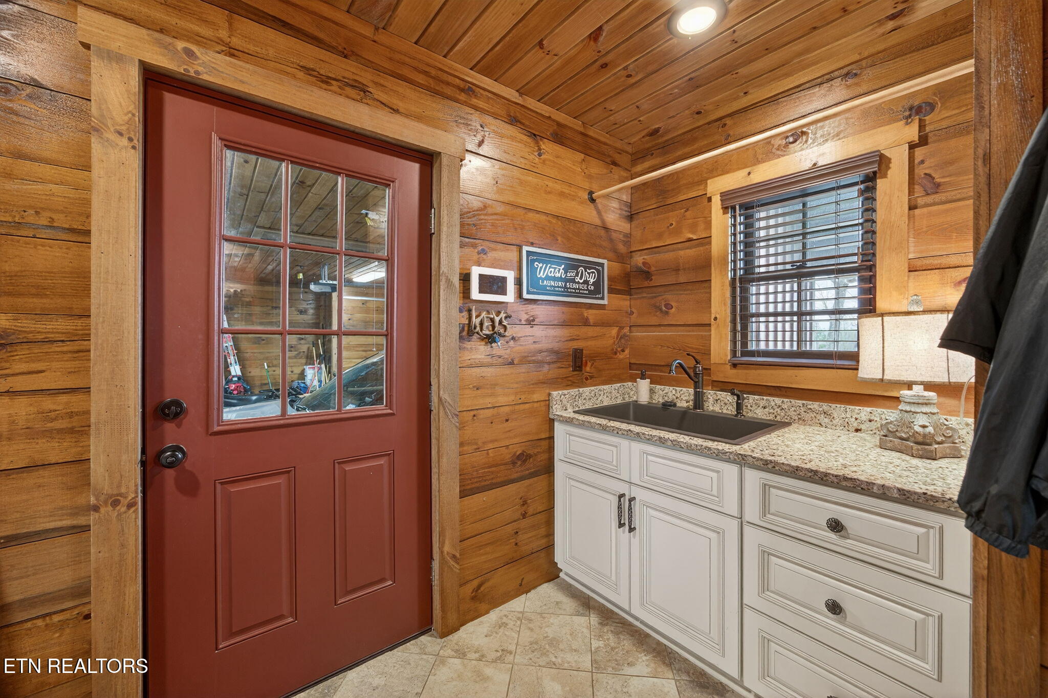 751 Bear Knob Lane Crawford TN 38554