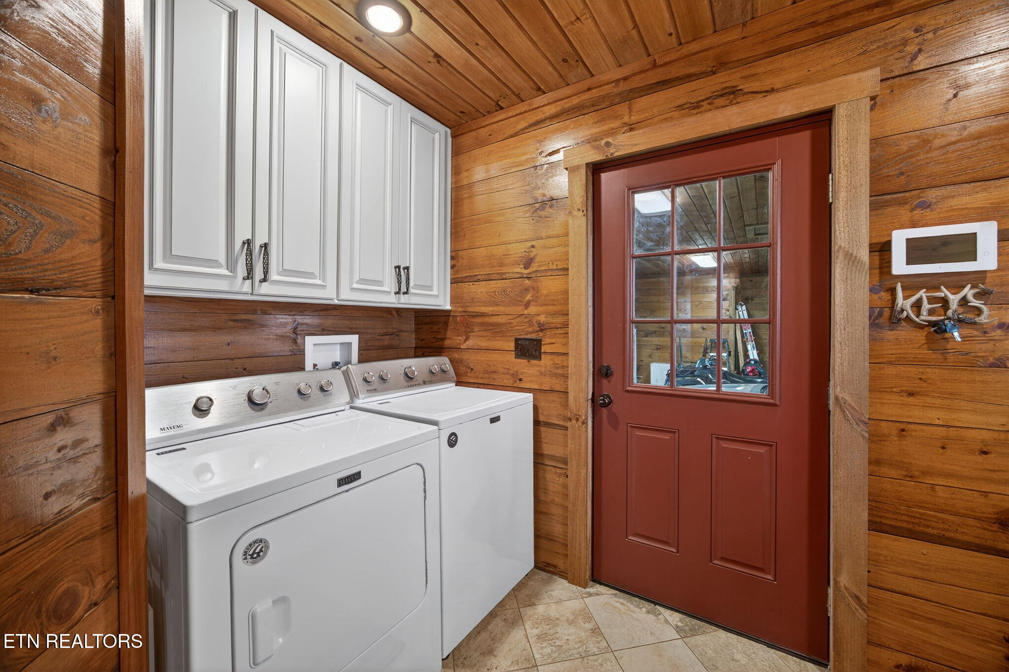 751 Bear Knob Lane Crawford TN 38554