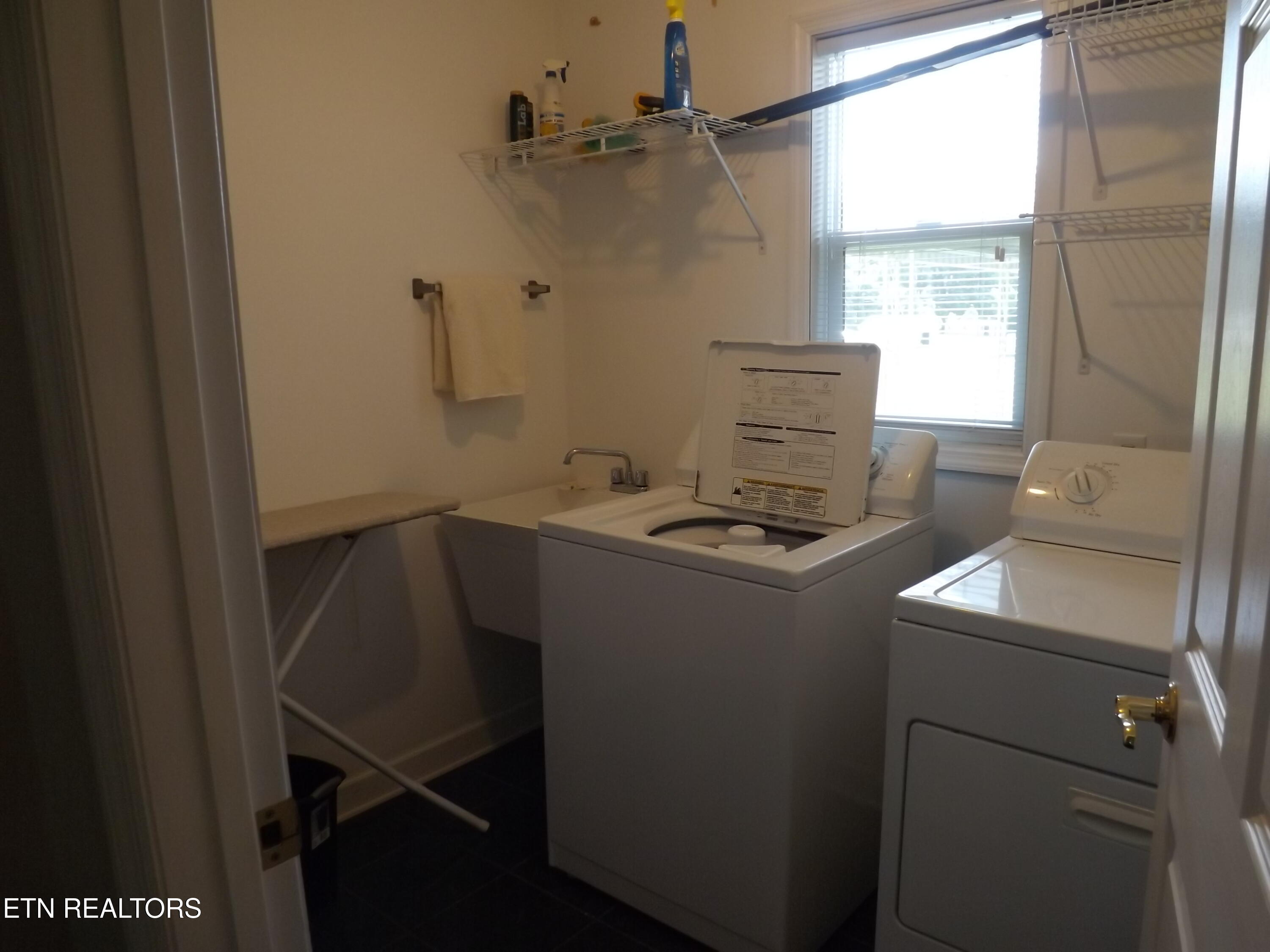 188 White Avenue Harrogate TN 37752