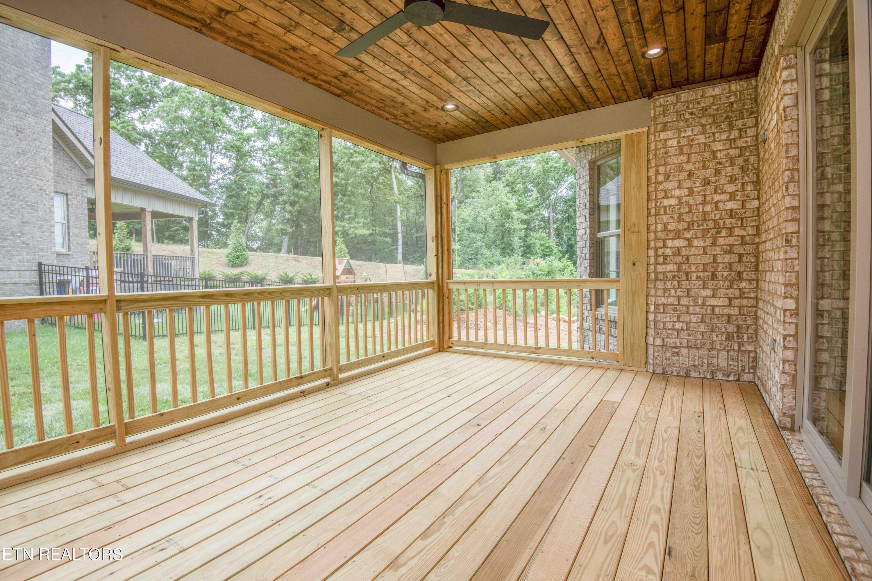722 Eaglehorne Lane Knoxville TN 37909