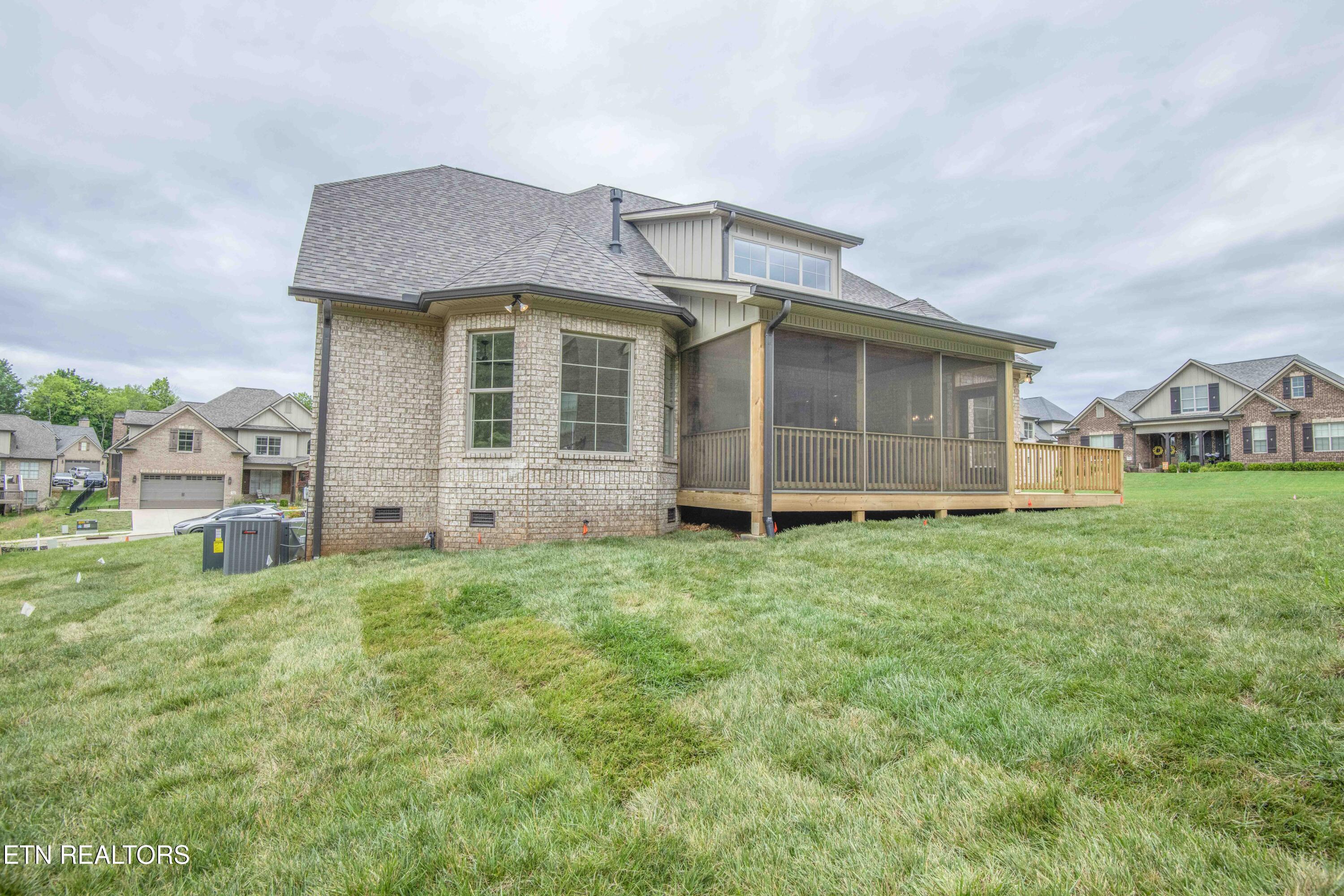 722 Eaglehorne Lane Knoxville TN 37909