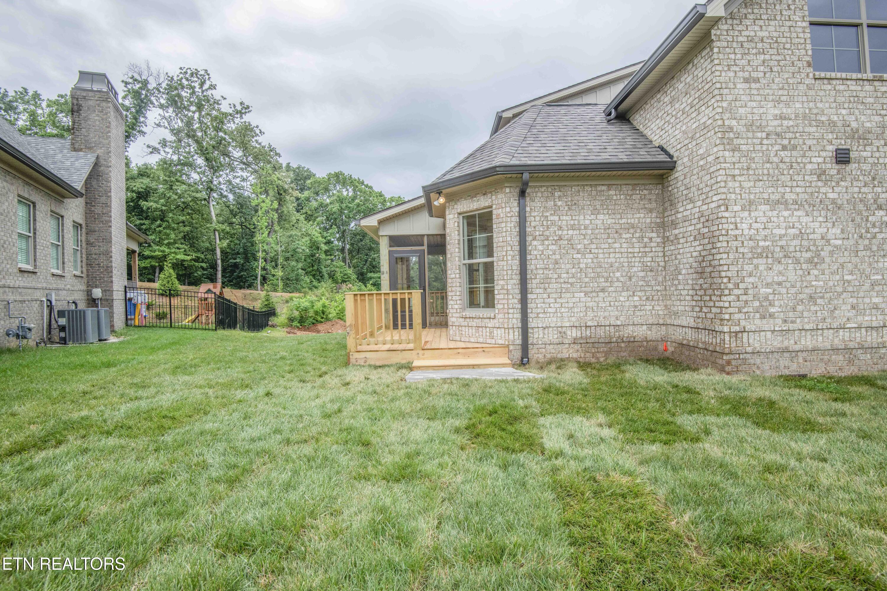722 Eaglehorne Lane Knoxville TN 37909