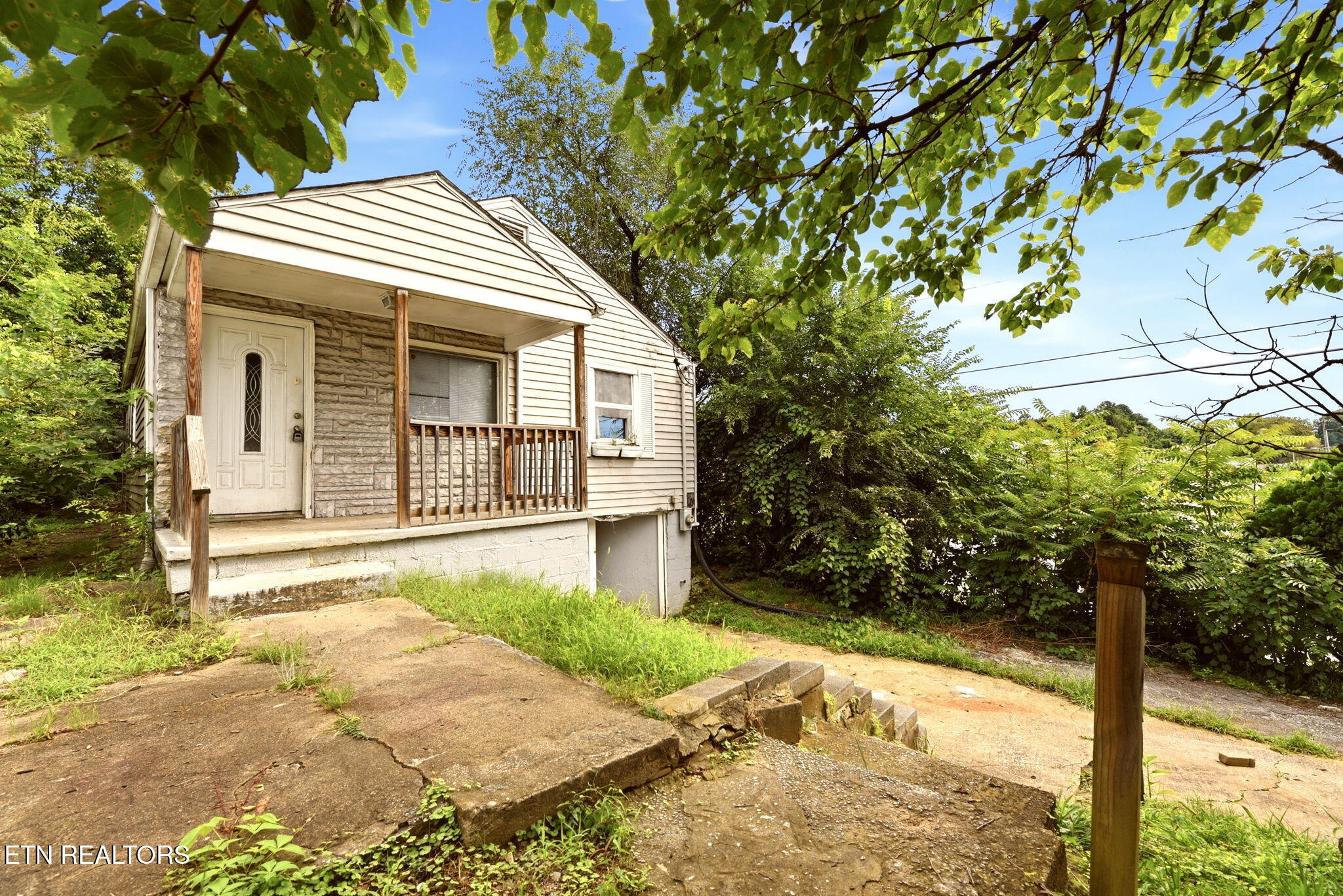 2541 Brown Avenue Knoxville TN 37917
