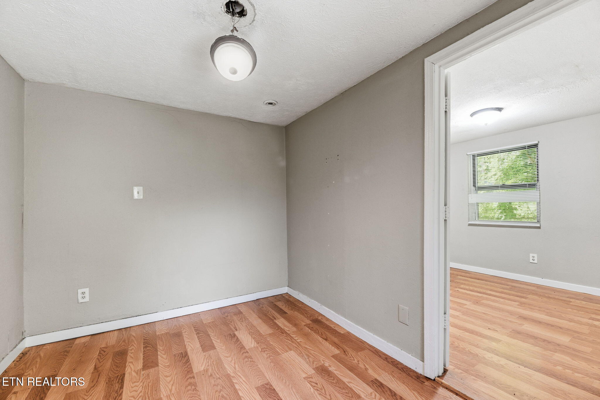 2541 Brown Avenue Knoxville TN 37917