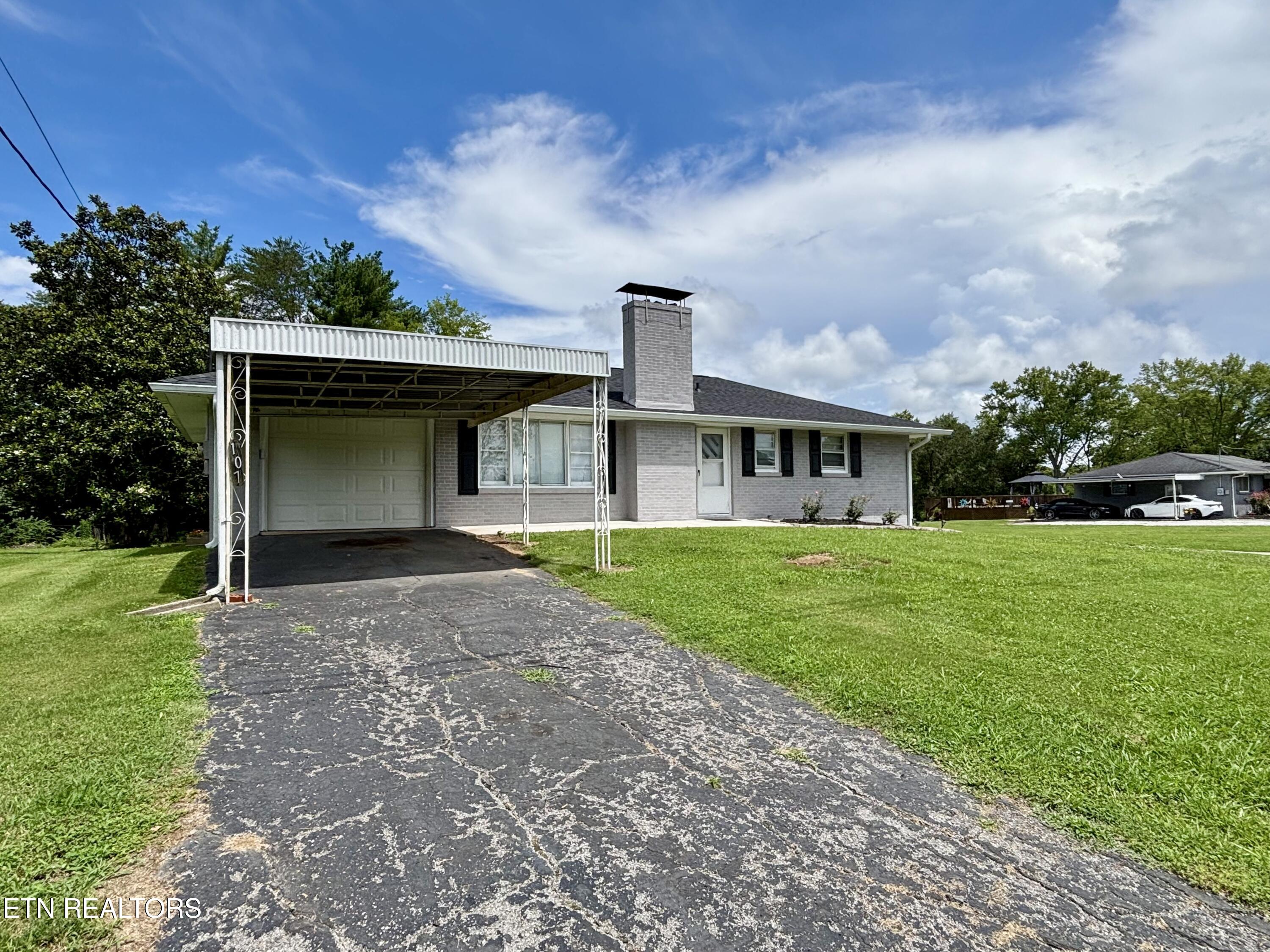 107 Hillcrest Lane Kingston TN 37763
