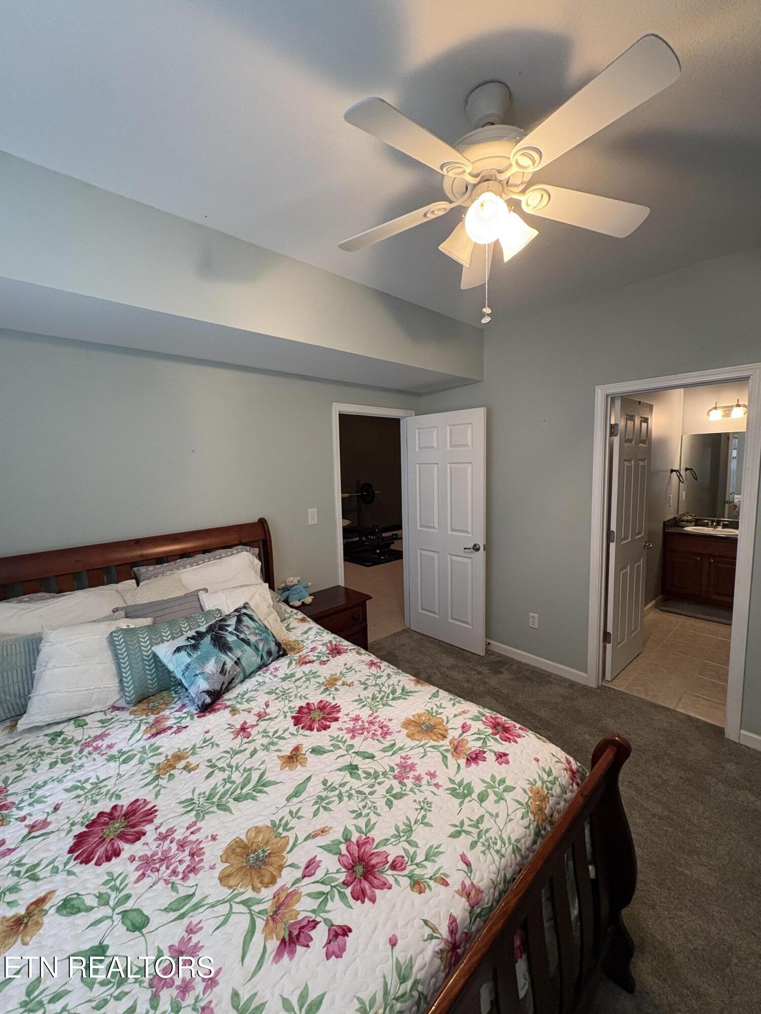 1757 River Road Kingston TN 37763