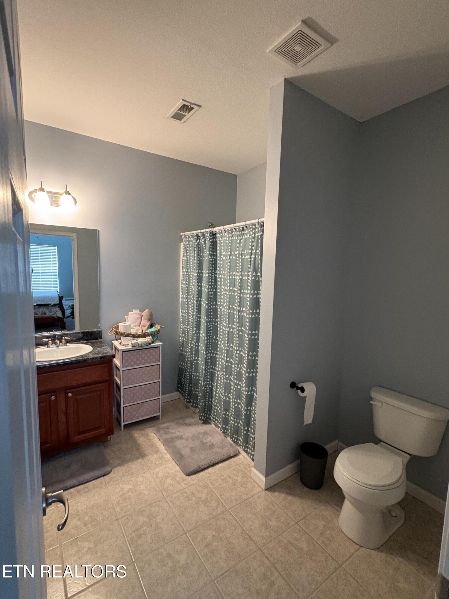 1757 River Road Kingston TN 37763
