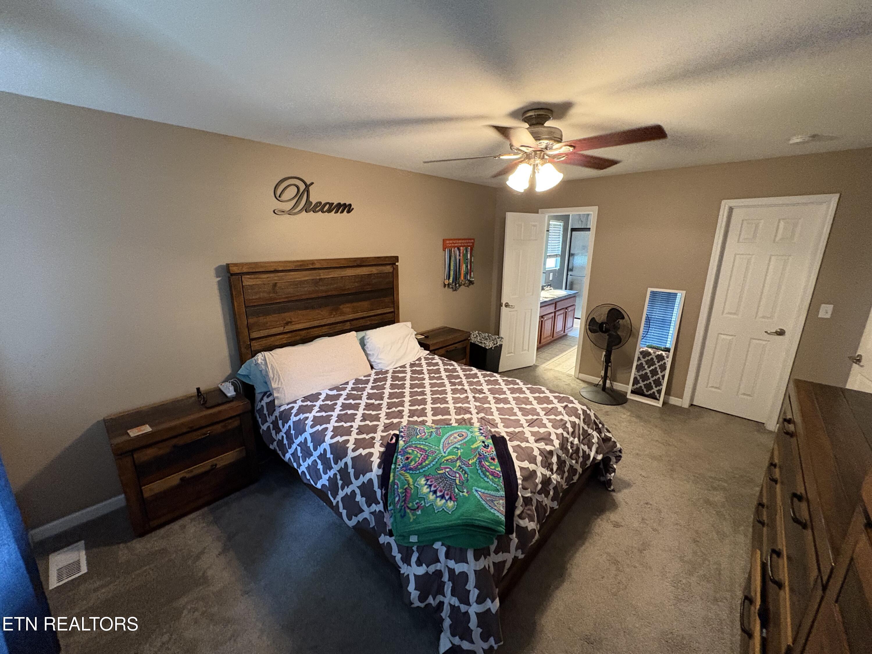 1757 River Road Kingston TN 37763