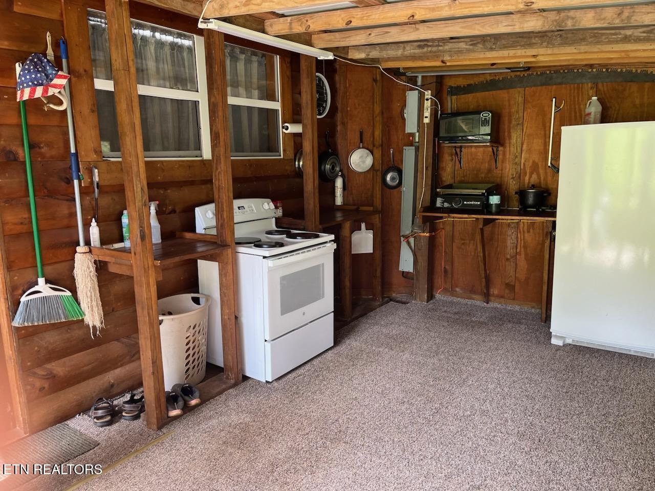 525 Braden Chapel Road Speedwell TN 37870
