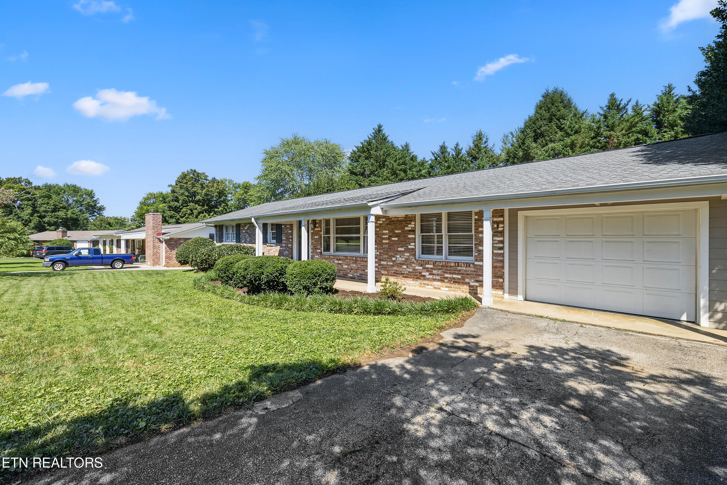 7925 Stratton Drive Knoxville TN 37919