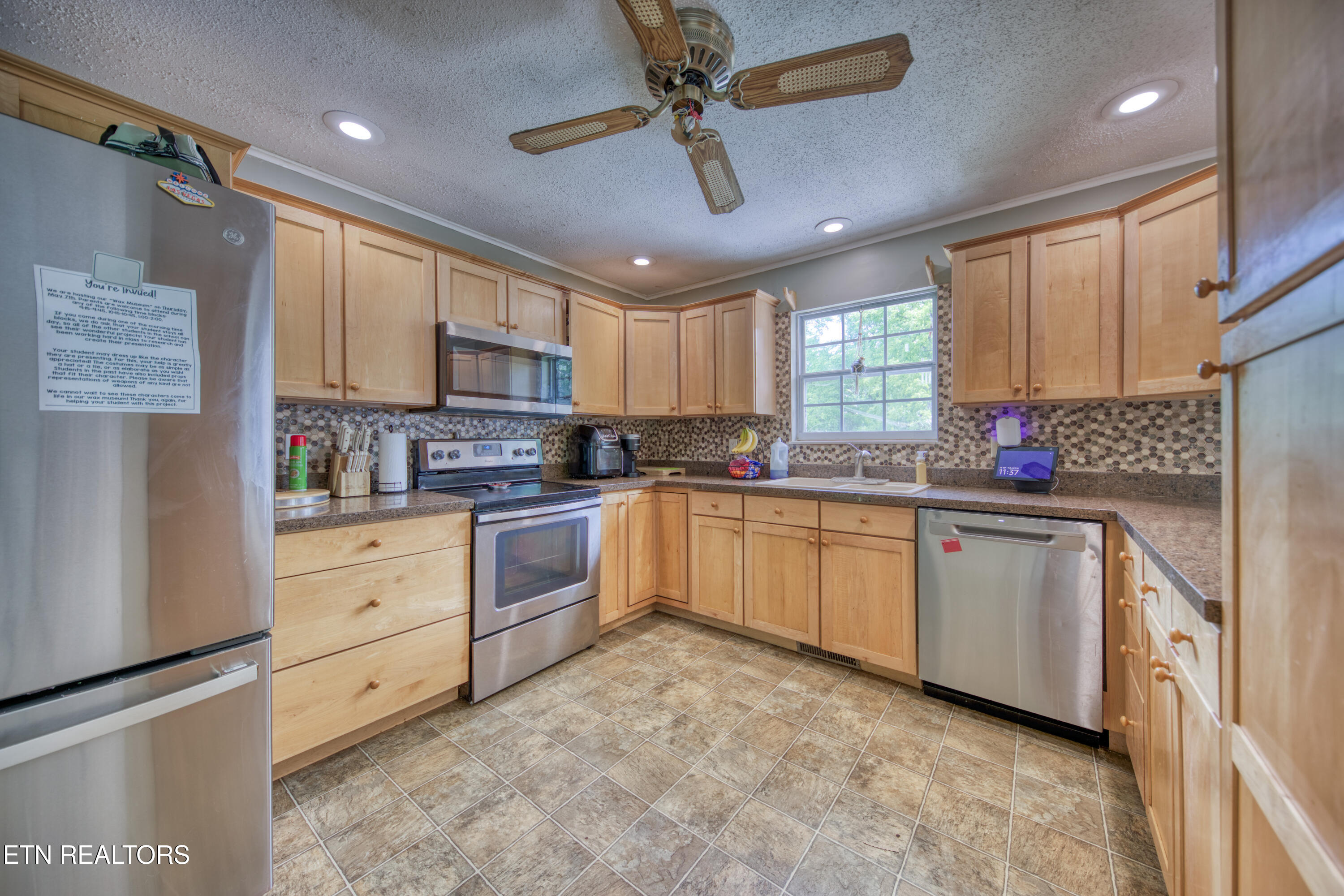 900 Foster Drive Lenoir City TN 37772