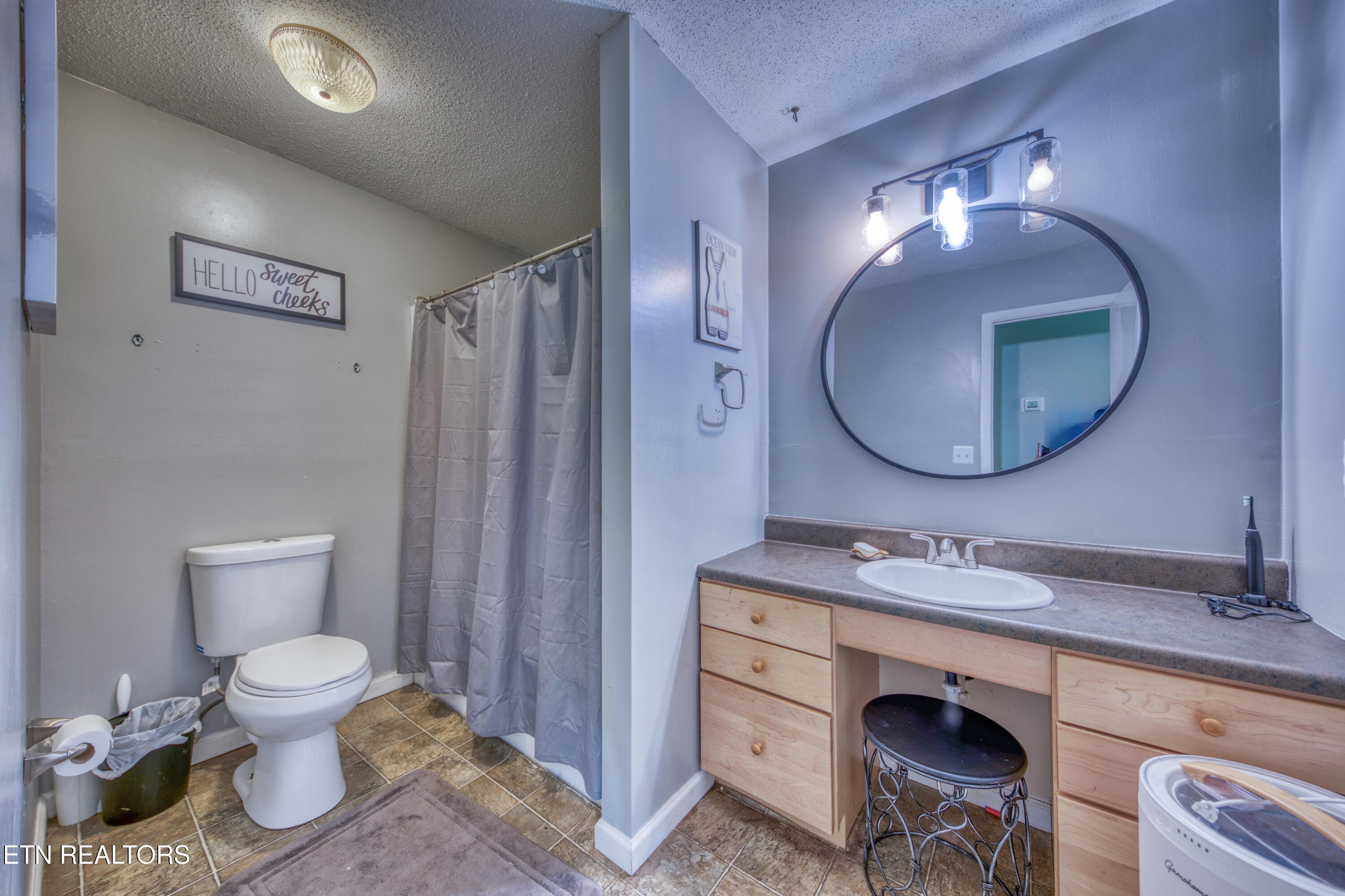 900 Foster Drive Lenoir City TN 37772