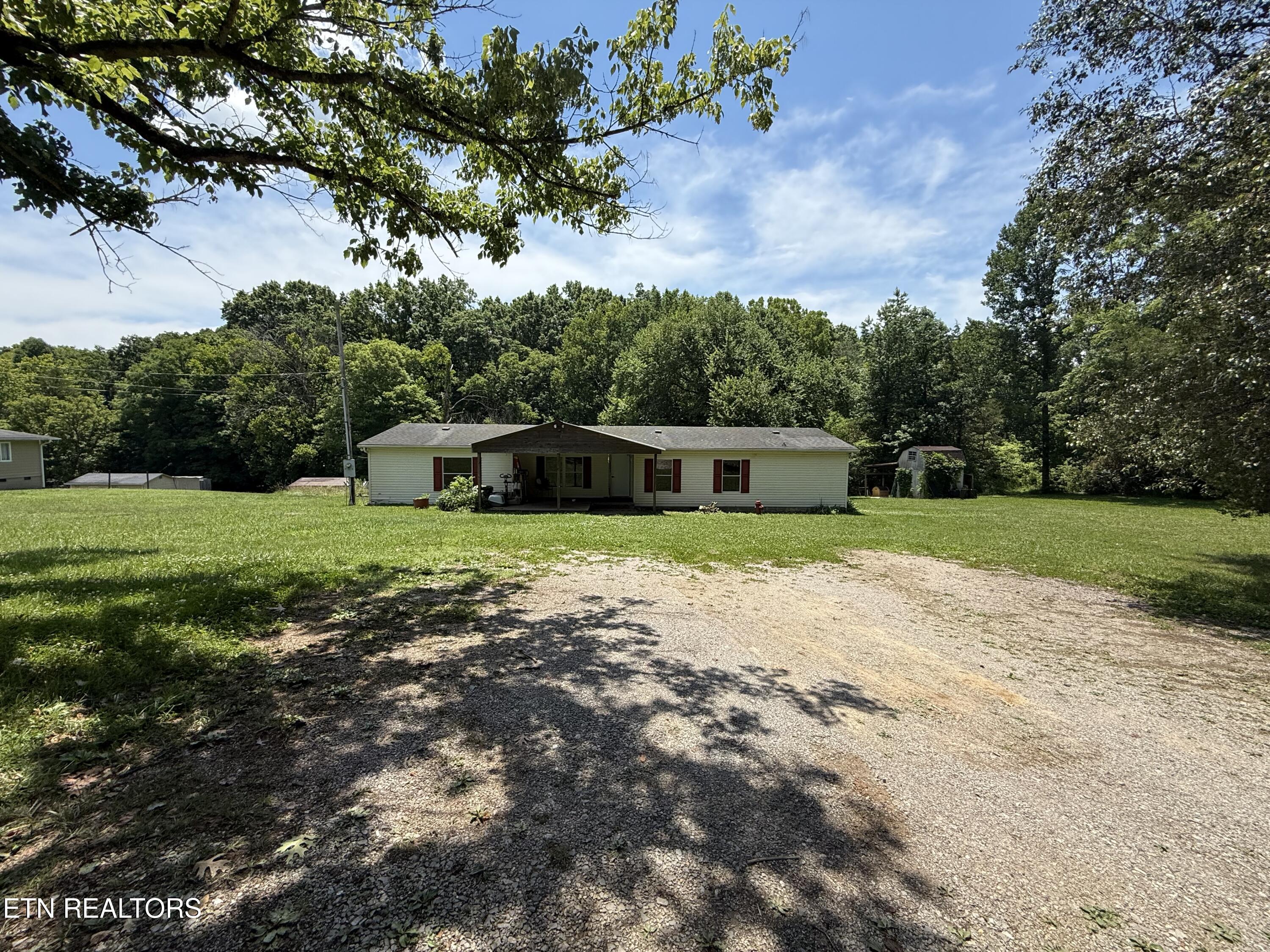 8302 Chauvin Lane Corryton TN 37721
