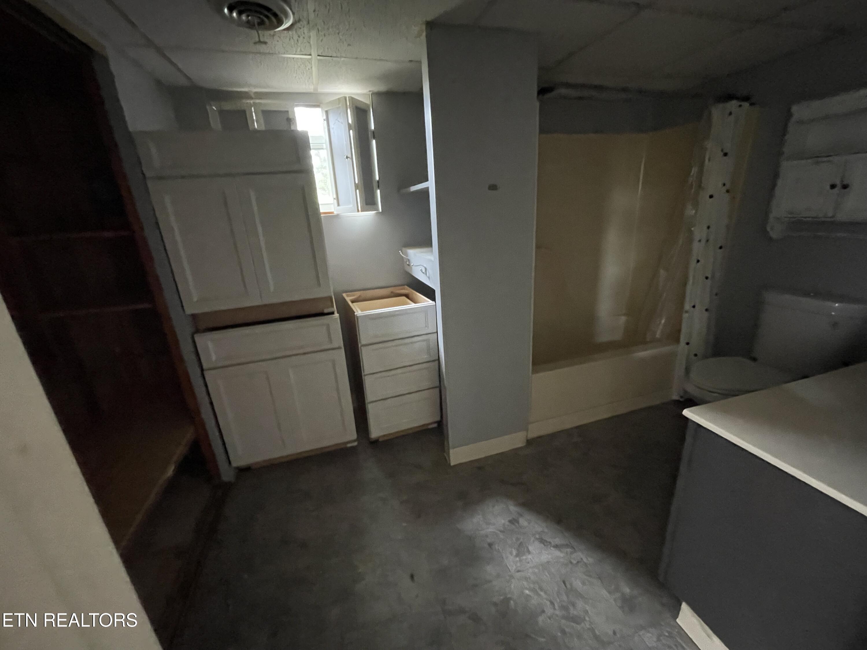 1824 Pembrook Drive Morristown TN 37813