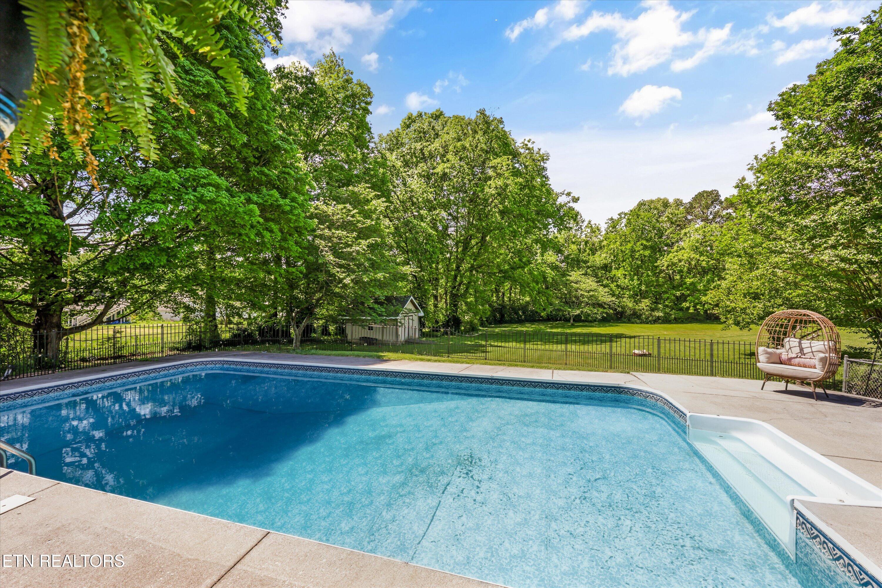 5005 Beverly Road Knoxville TN 37918