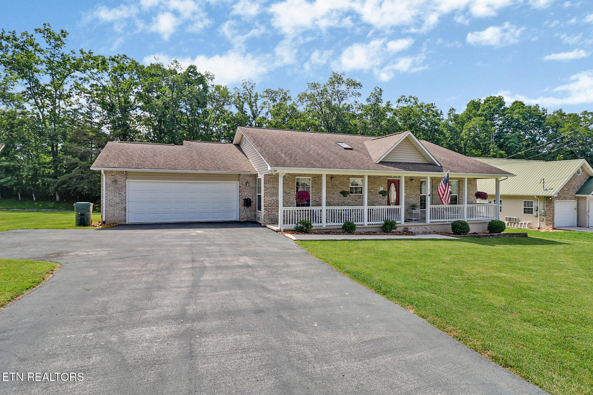 21 Knights Way Crossville TN 38571
