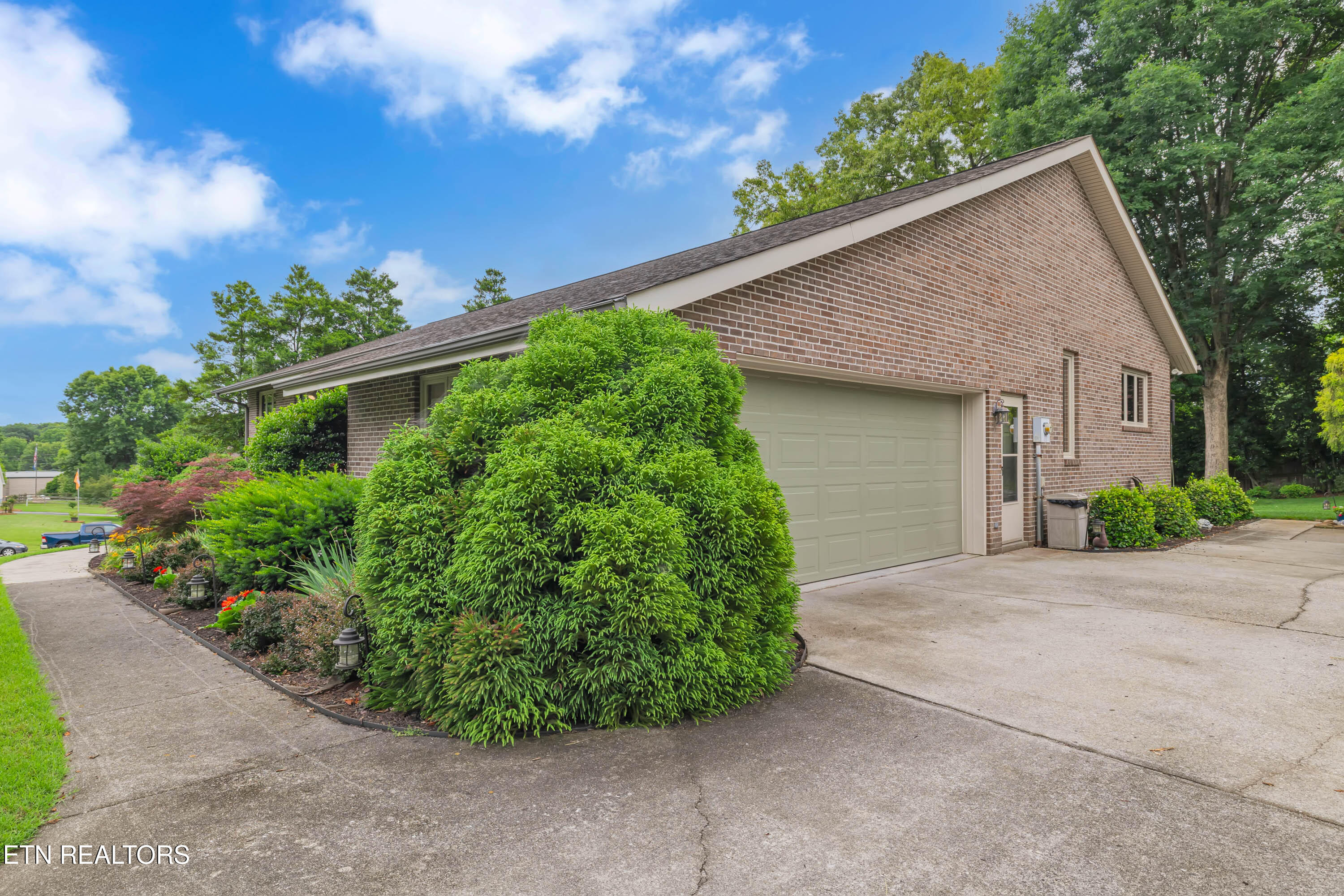 1717 Dawn Redwood Trail Knoxville TN 37922