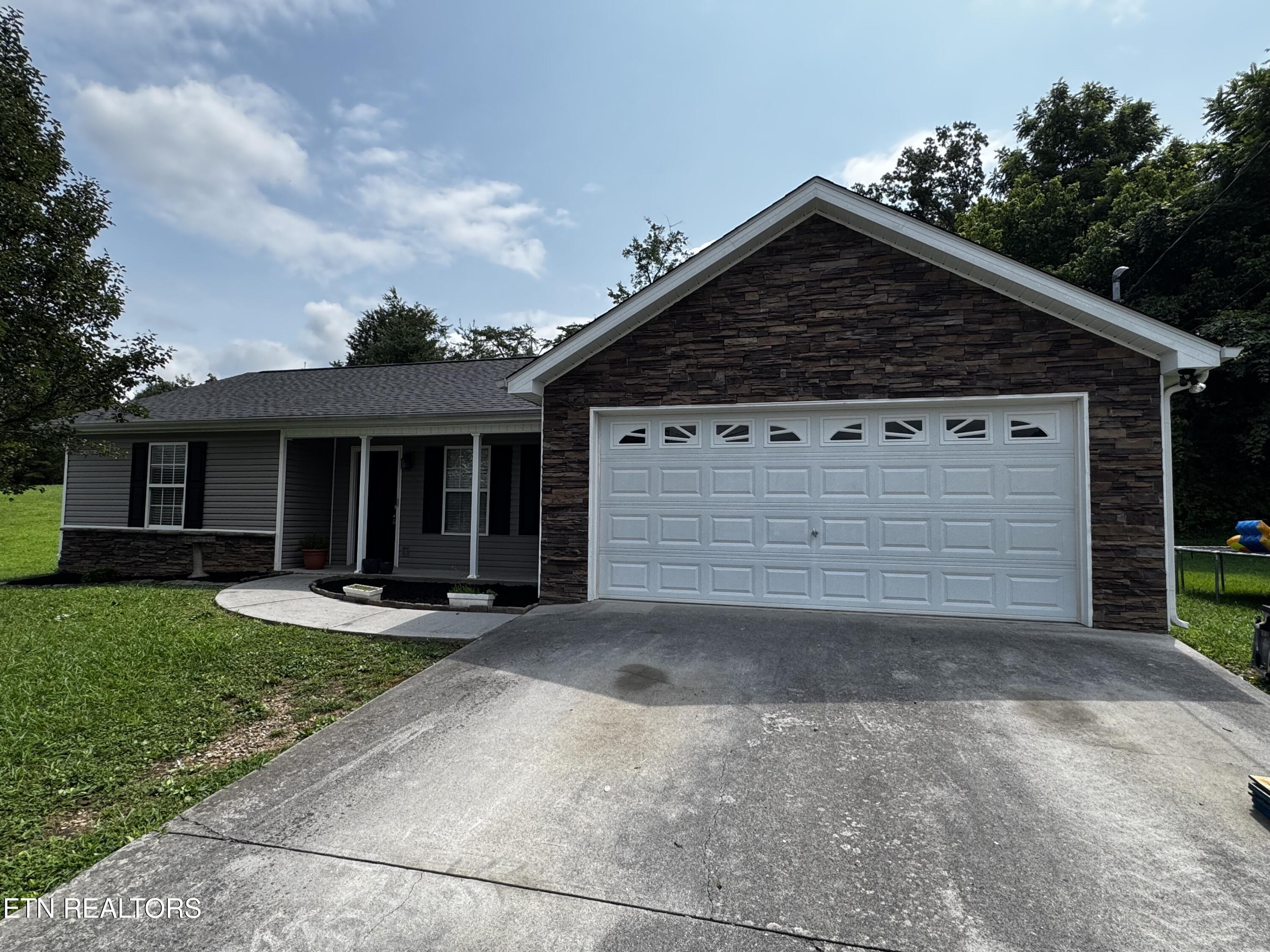 5000 Cattail Lane Corryton TN 37721