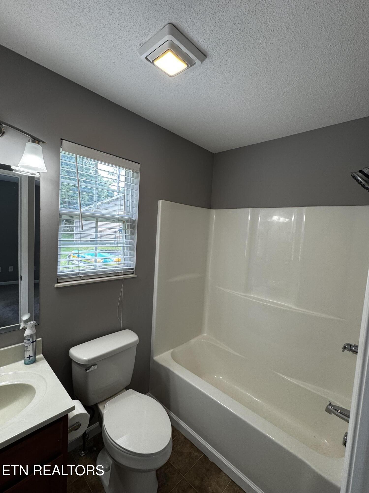 5000 Cattail Lane Corryton TN 37721