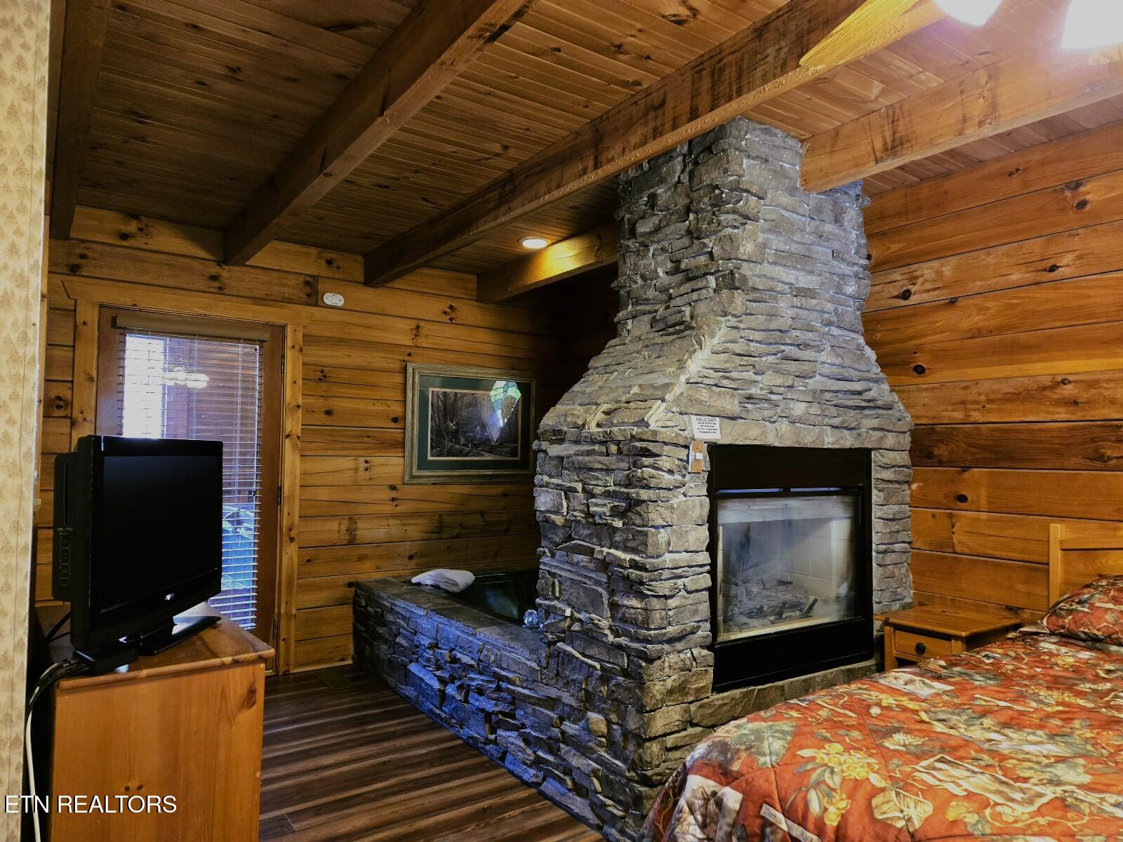 1580 Walt Price Road Sevierville TN 37876