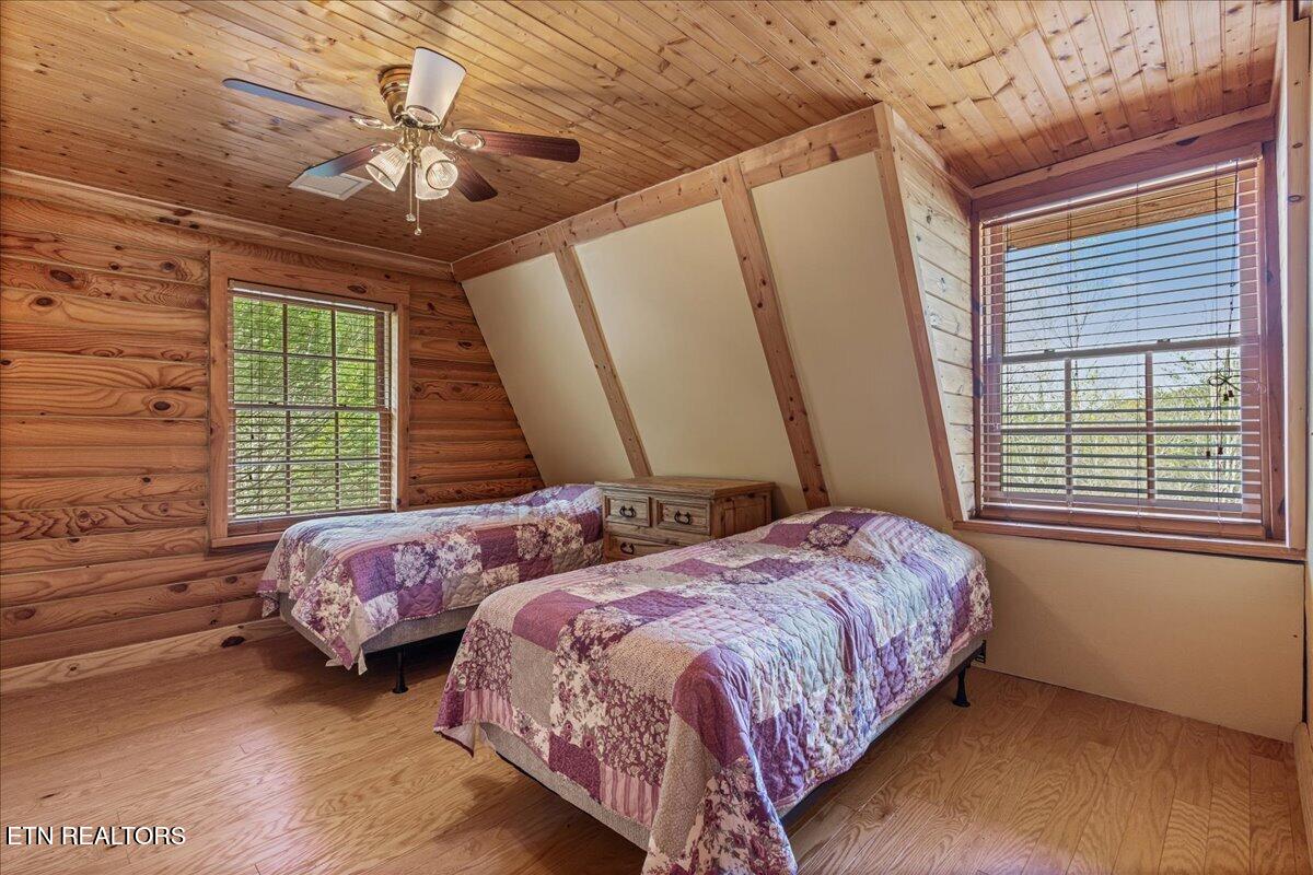 1736 Rafter Road Tellico Plains TN 37385