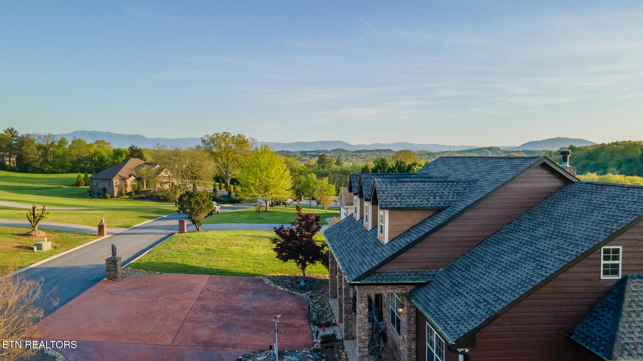 2869 Luther Catlett Circle Sevierville TN 37876