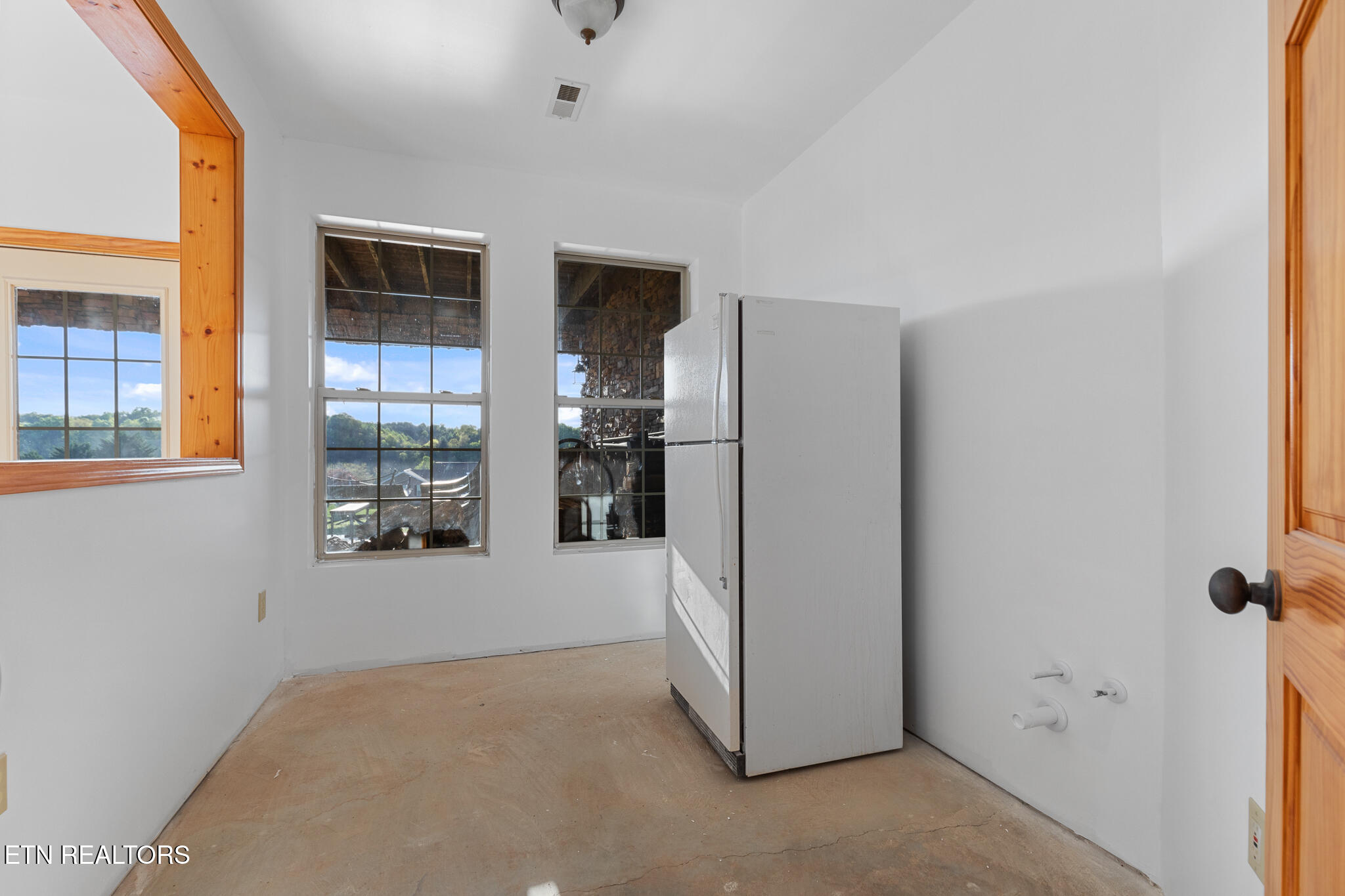 2869 Luther Catlett Circle Sevierville TN 37876