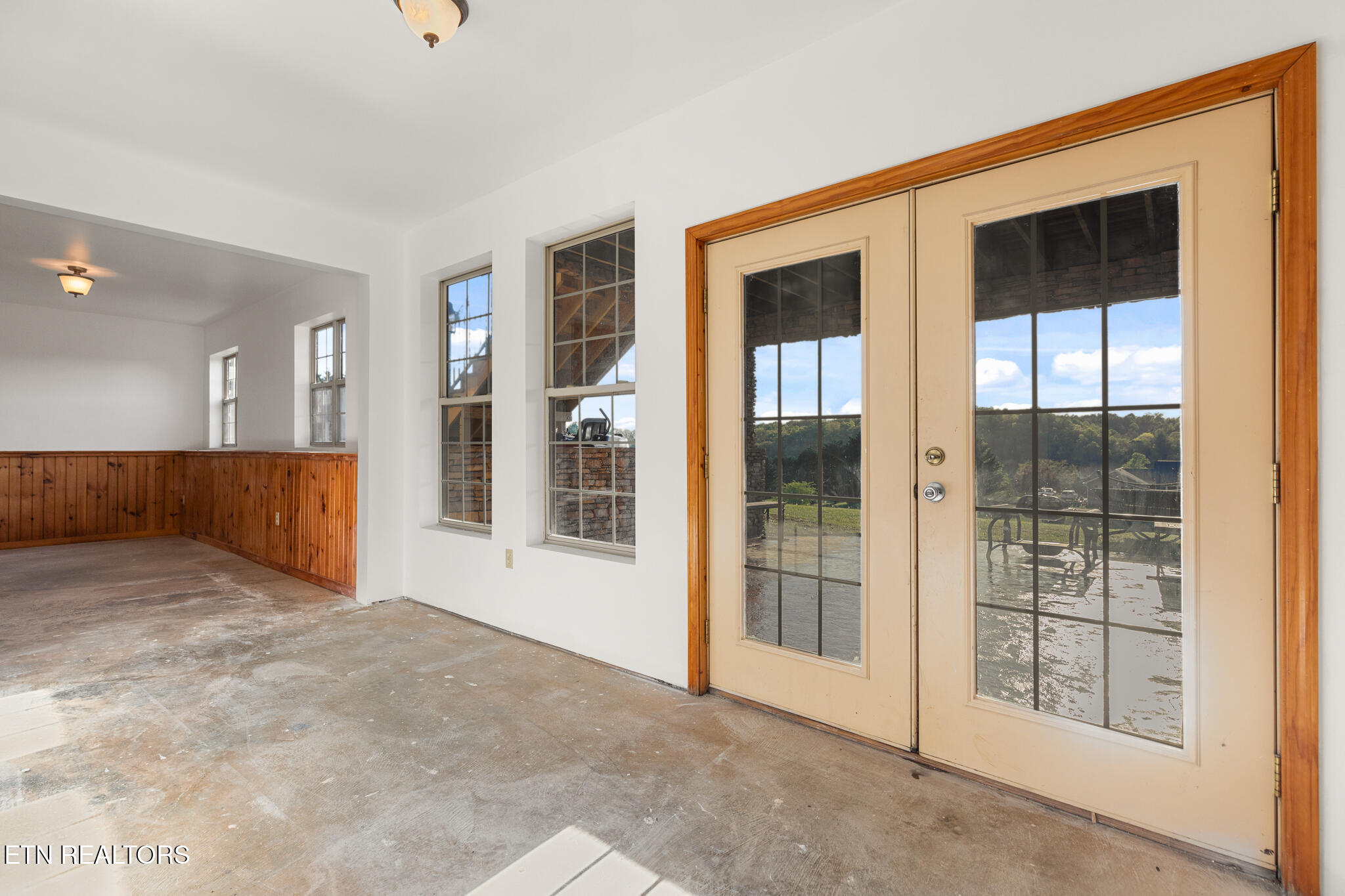 2869 Luther Catlett Circle Sevierville TN 37876
