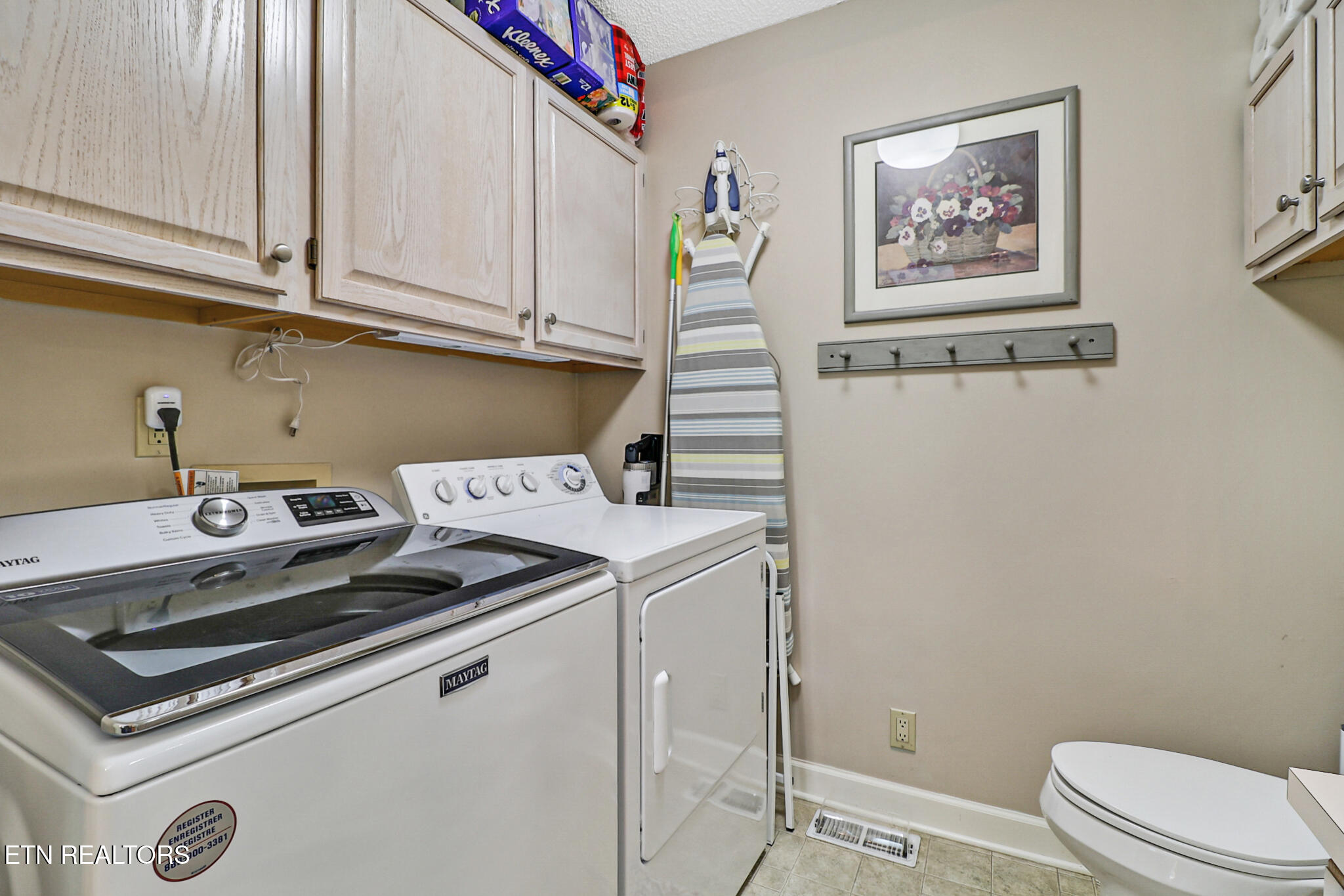 15 Kingsboro Lane Crossville TN 38558