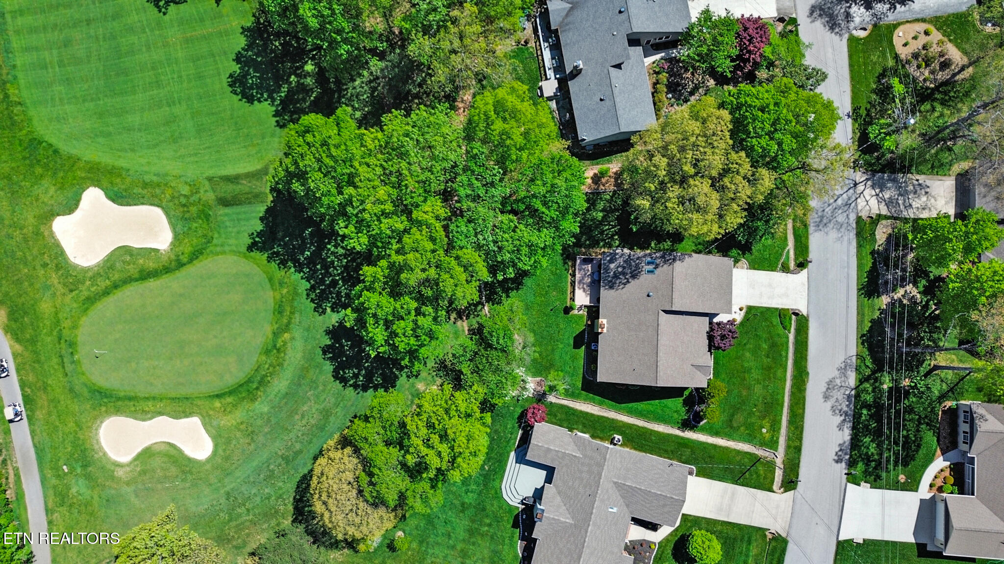 15 Kingsboro Lane Crossville TN 38558