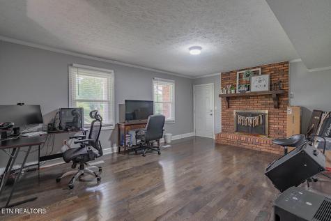 624 Back Valley Road Oliver Springs TN 37840