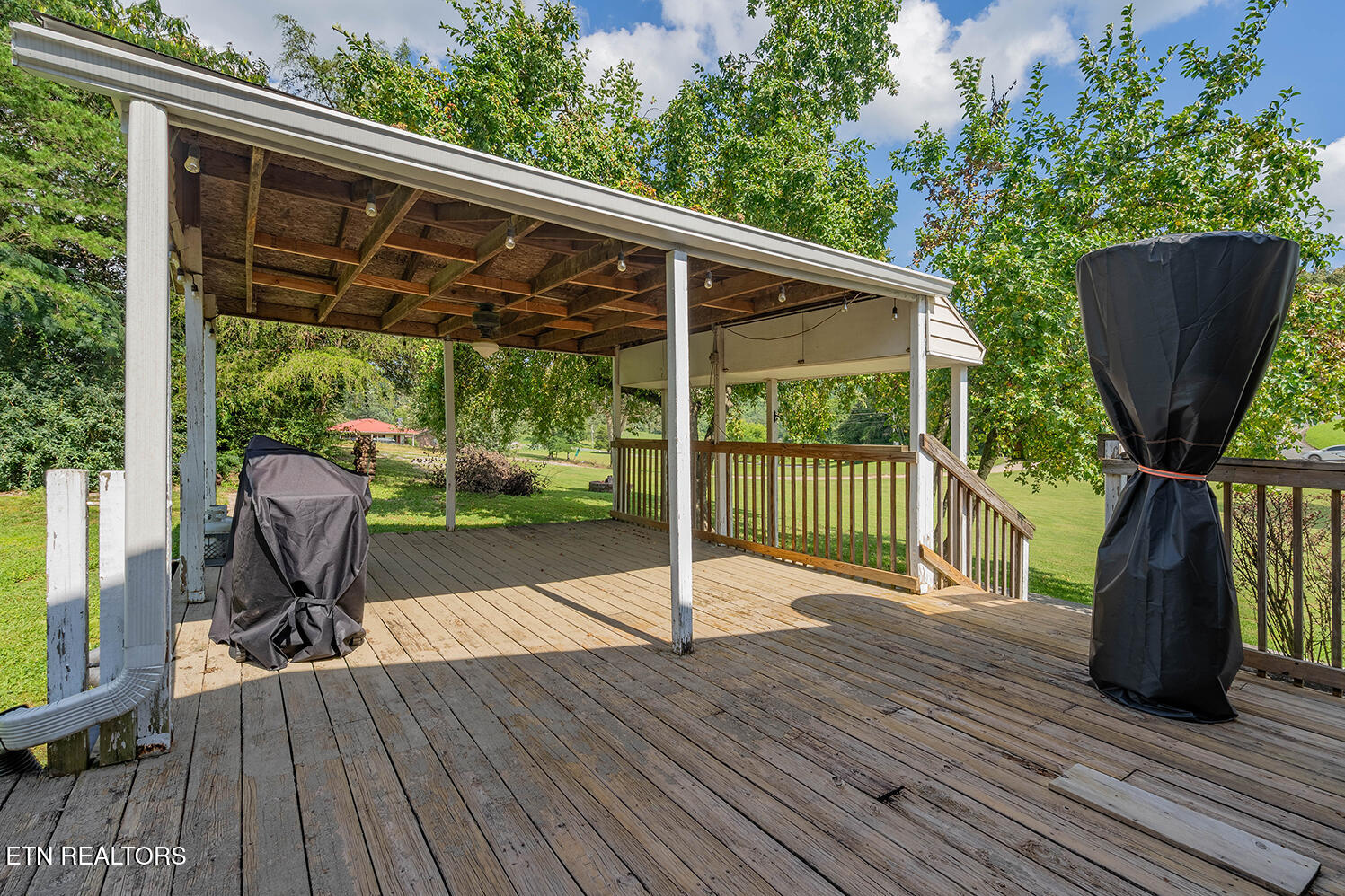 624 Back Valley Road Oliver Springs TN 37840